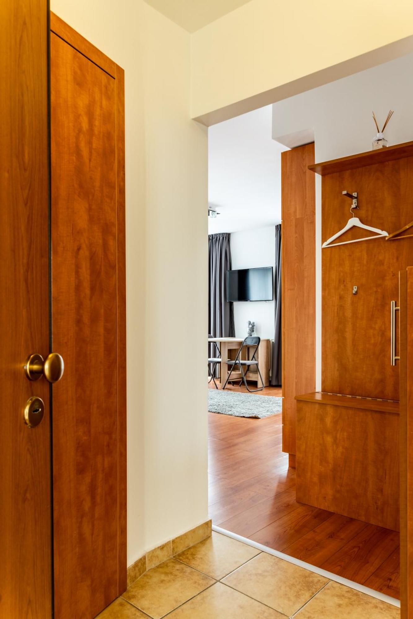 Apartment Garay Panorama *