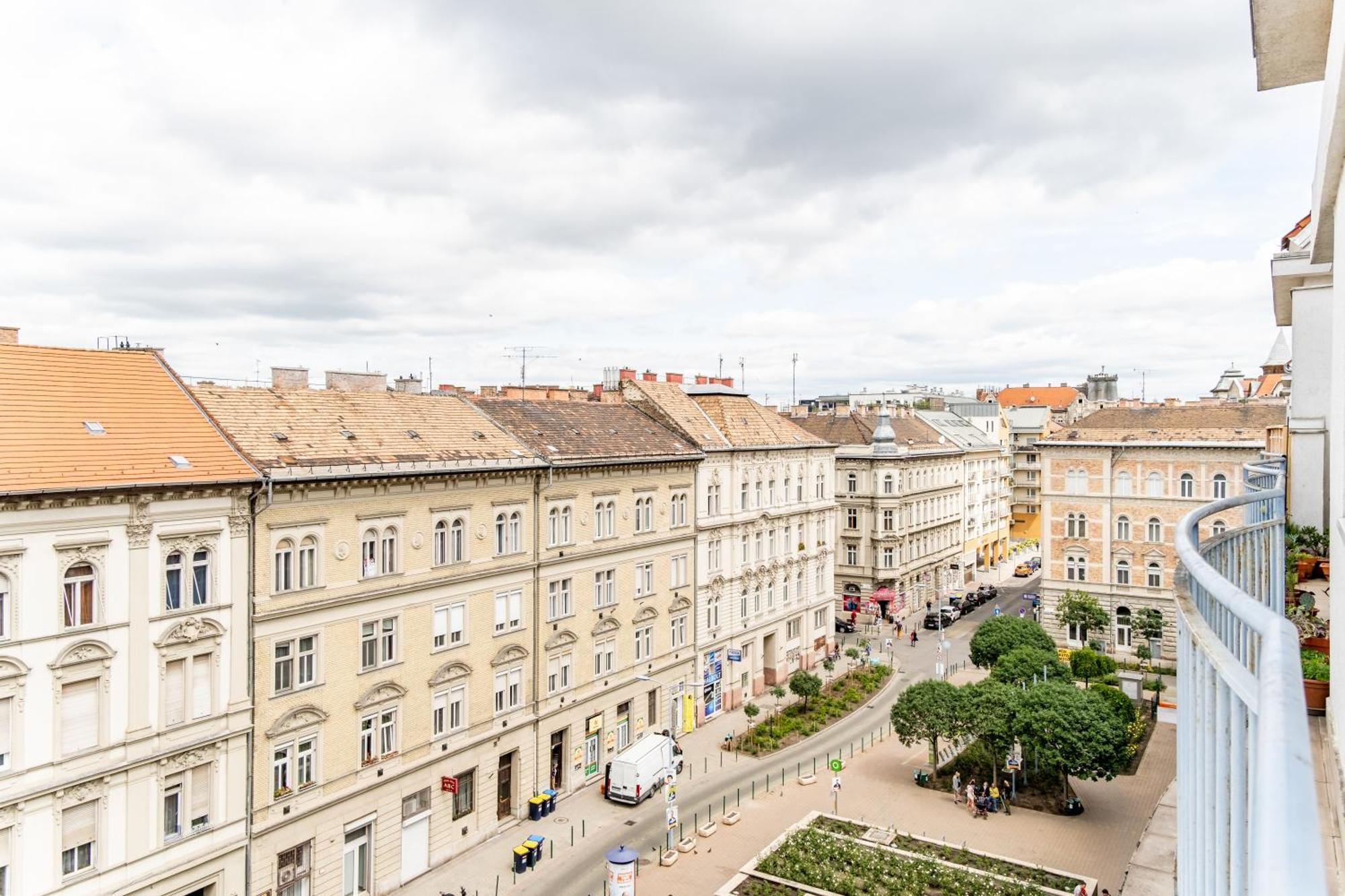 Apartment Garay Panorama *