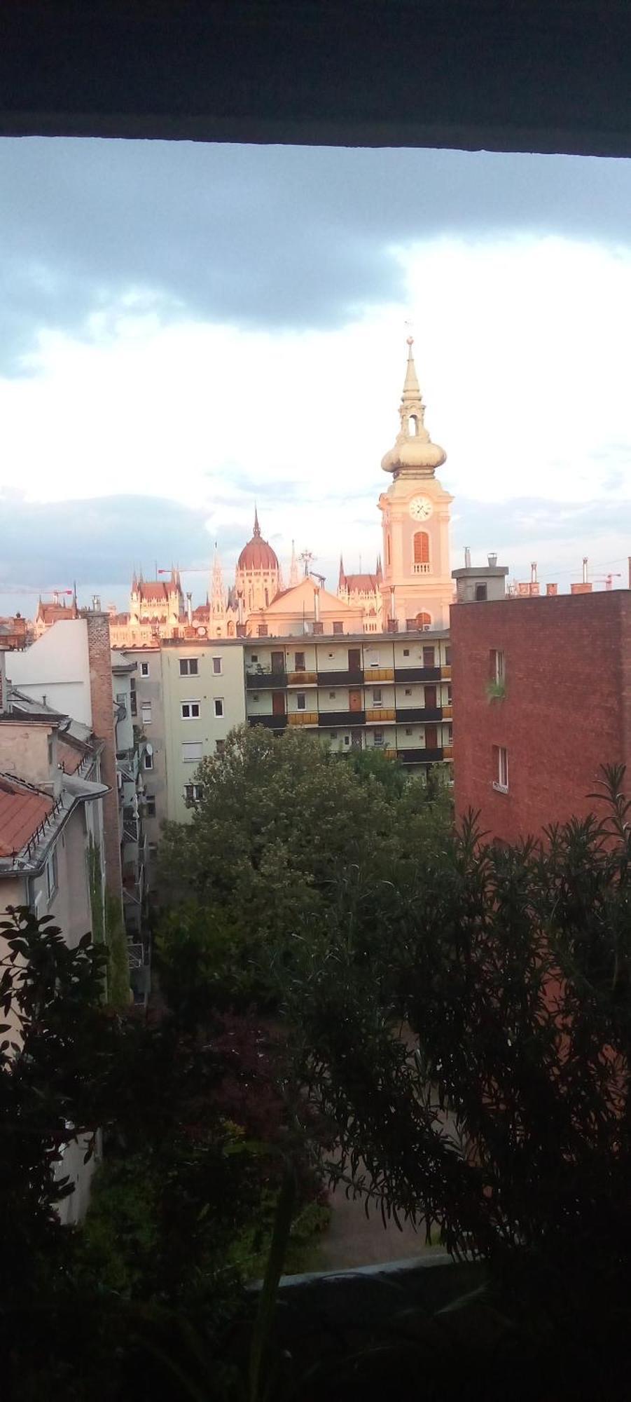 Buda Super Panorama Lejlighed *