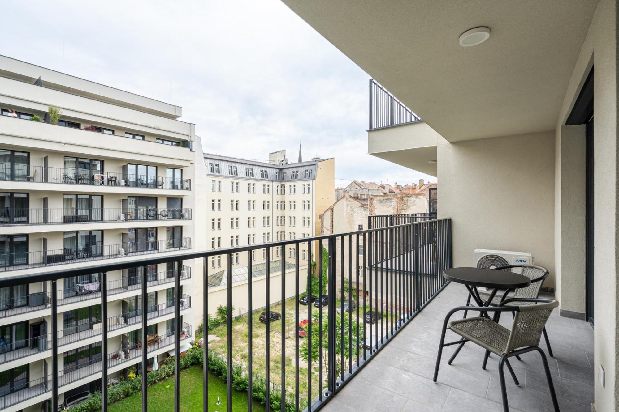 Apartmán Downtown Lonyay 38 *