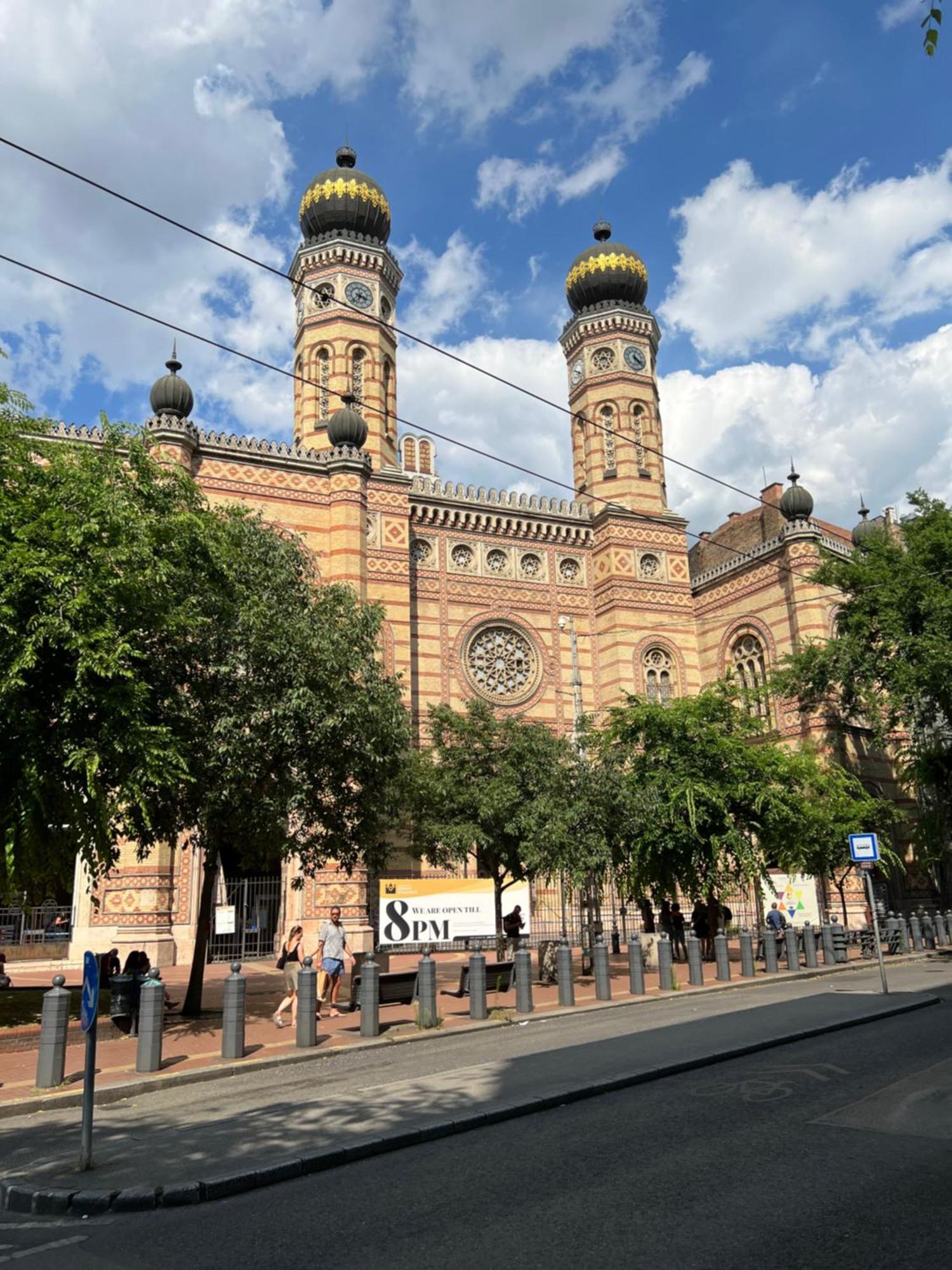 Apartmán Balint Next To Synagogue, Location In Center *