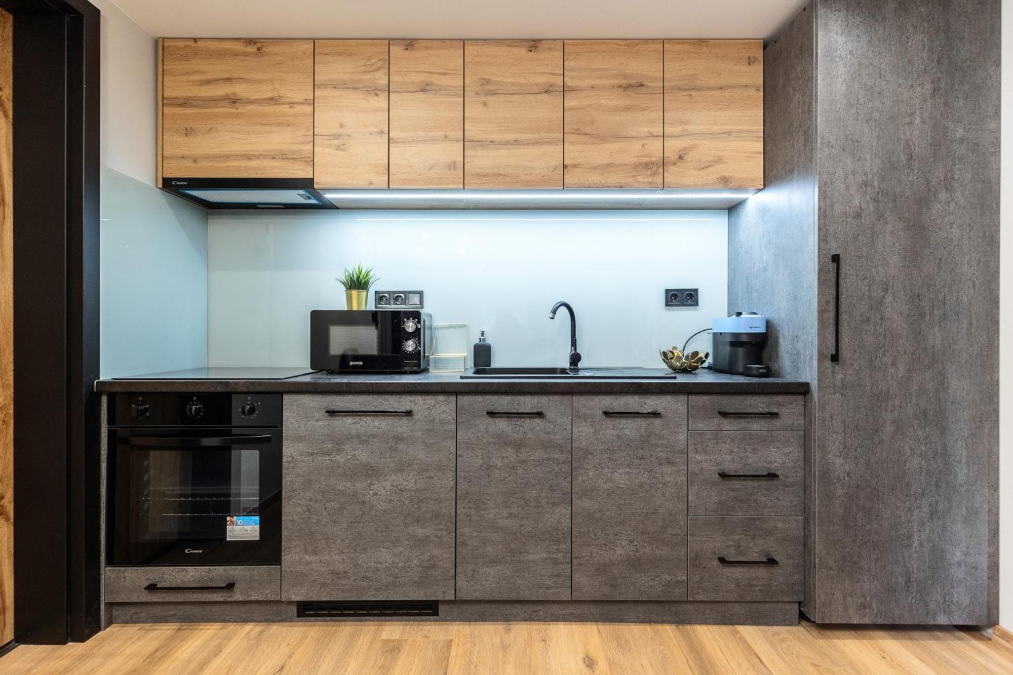 Parliament Dream Apartment!