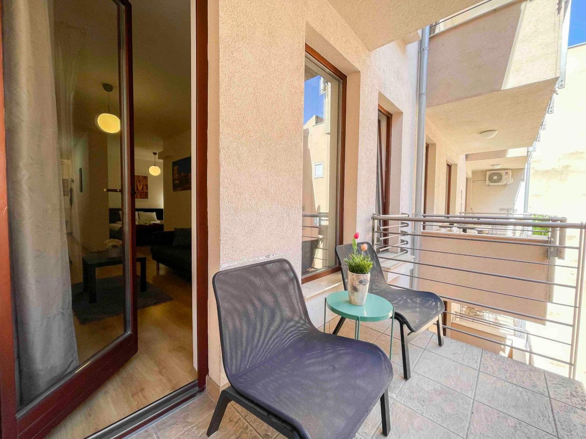 Opera Apartment *