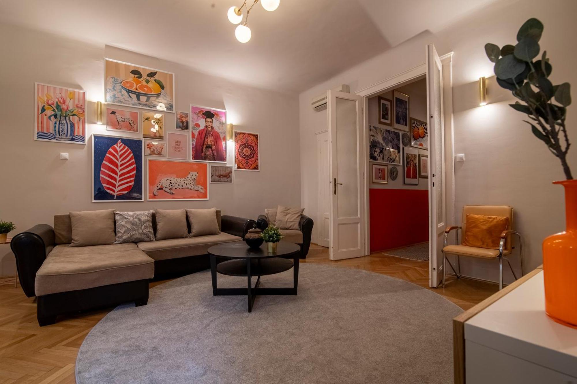 Be A Budapester