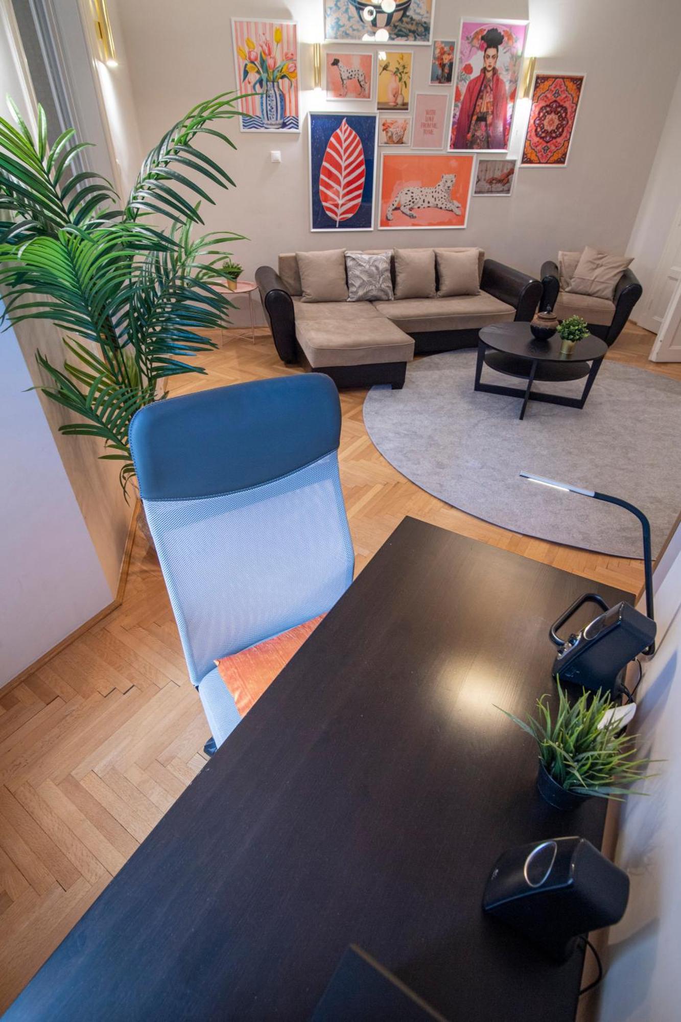 Be A Budapester Apartment