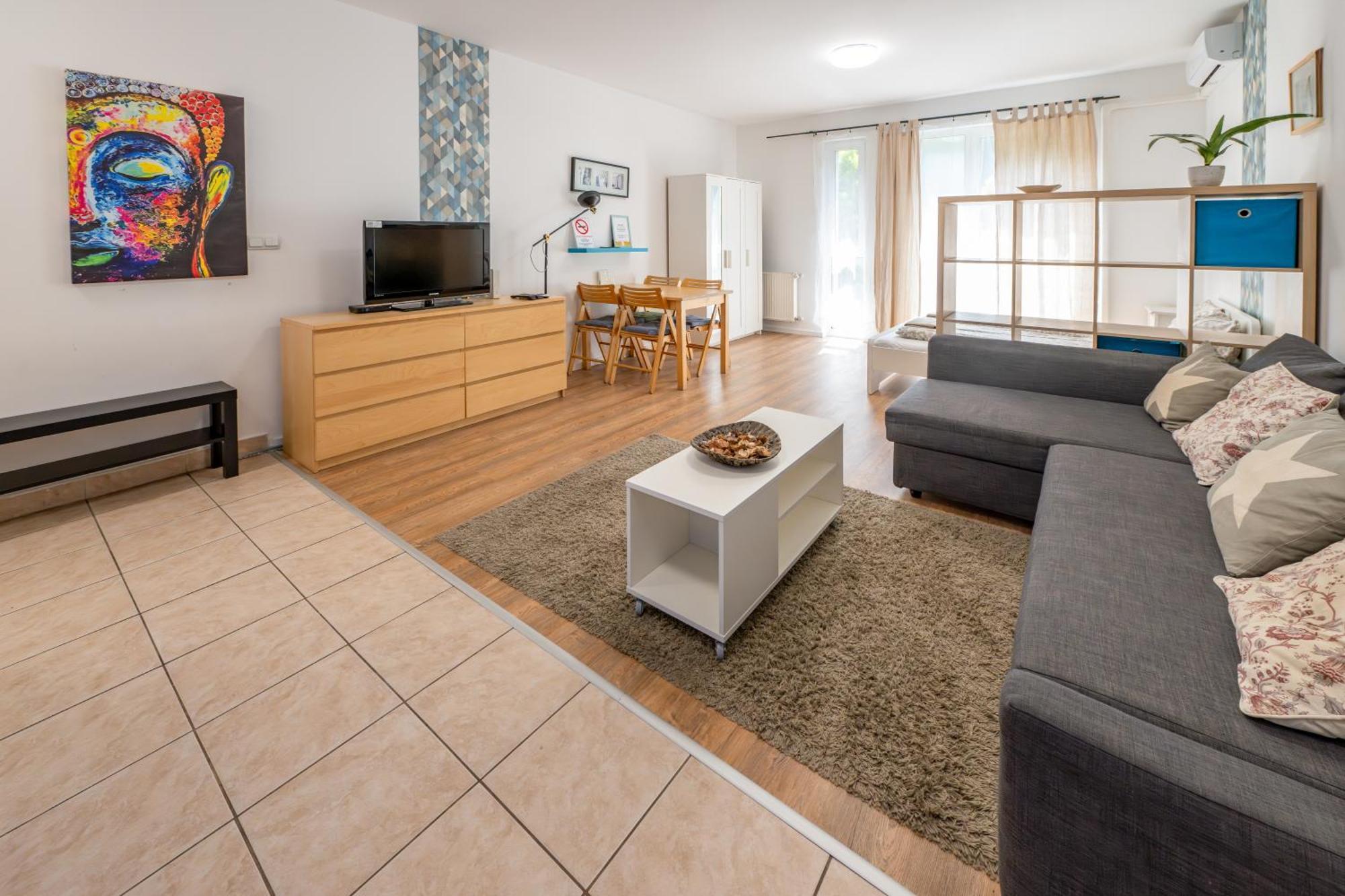 Klauzal 11-202 Center Apartment *