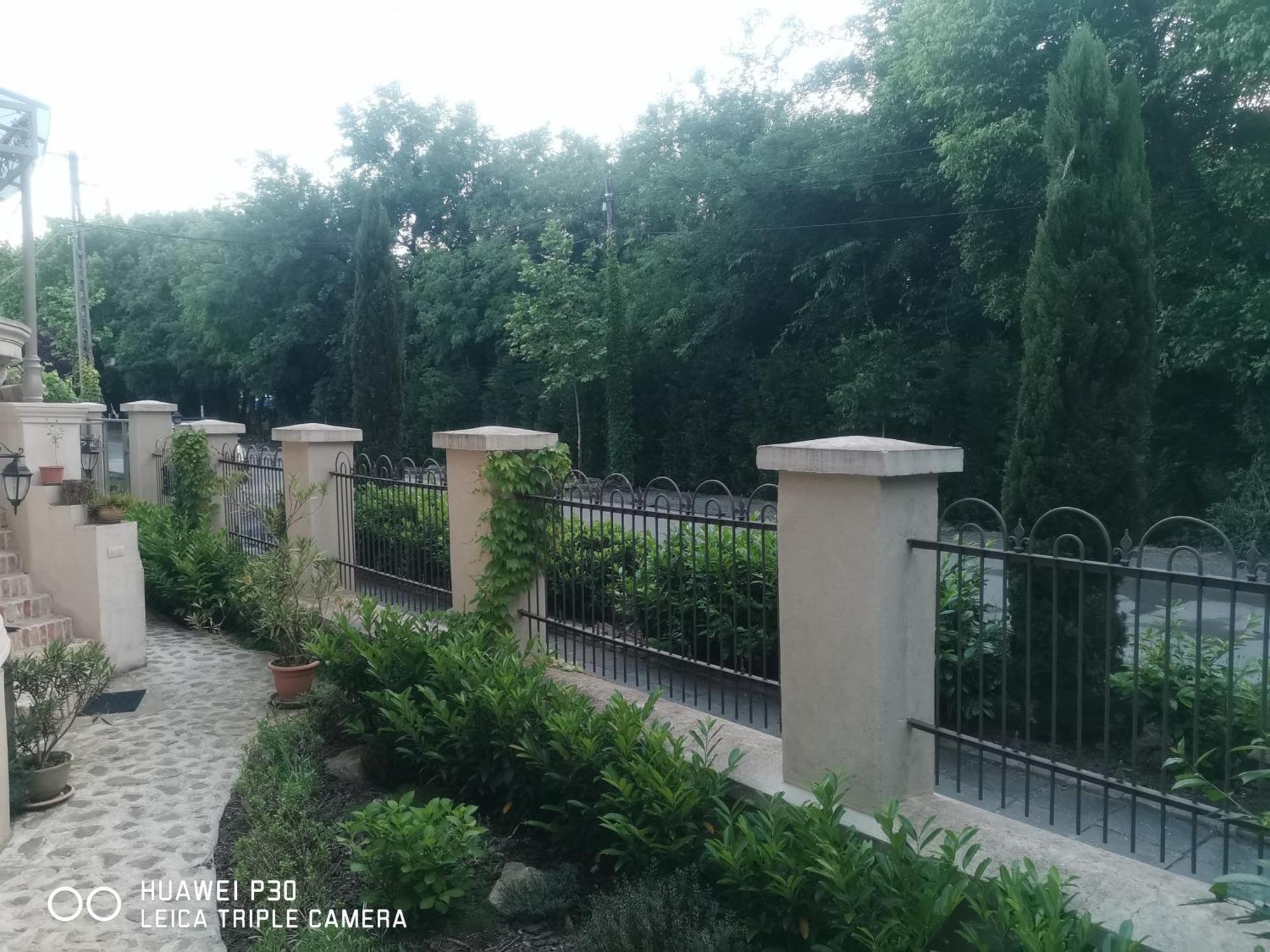 Apartment Kuria With Free Parking