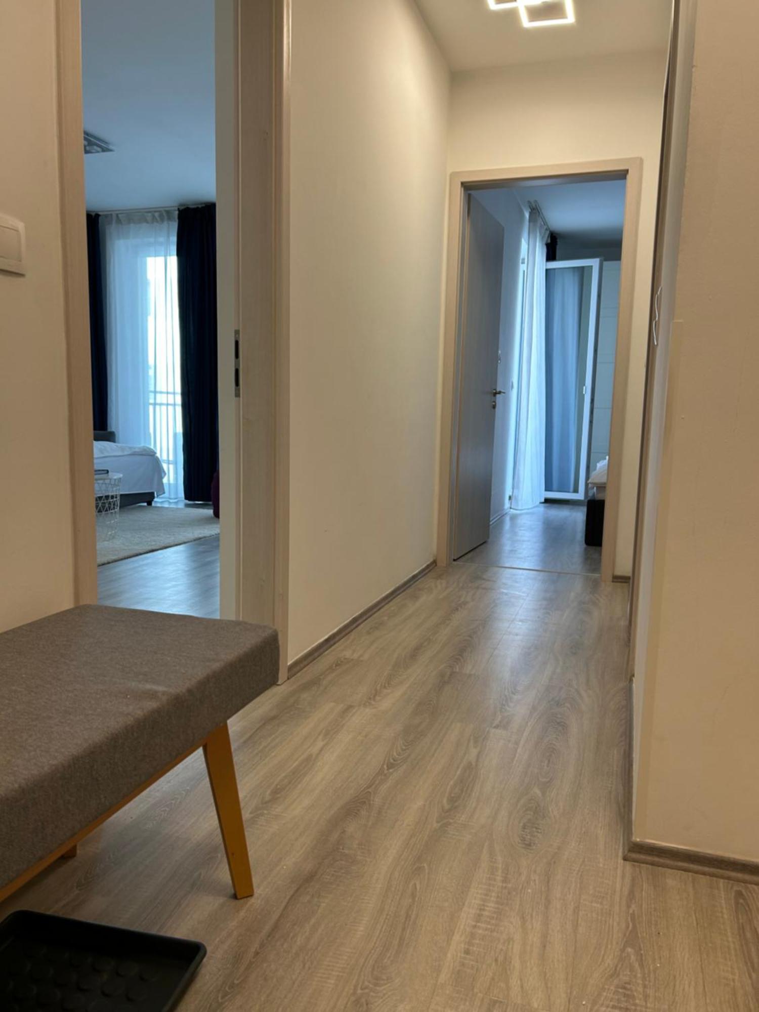 West Budapest-edge Of Downtown-free Parking Apartman