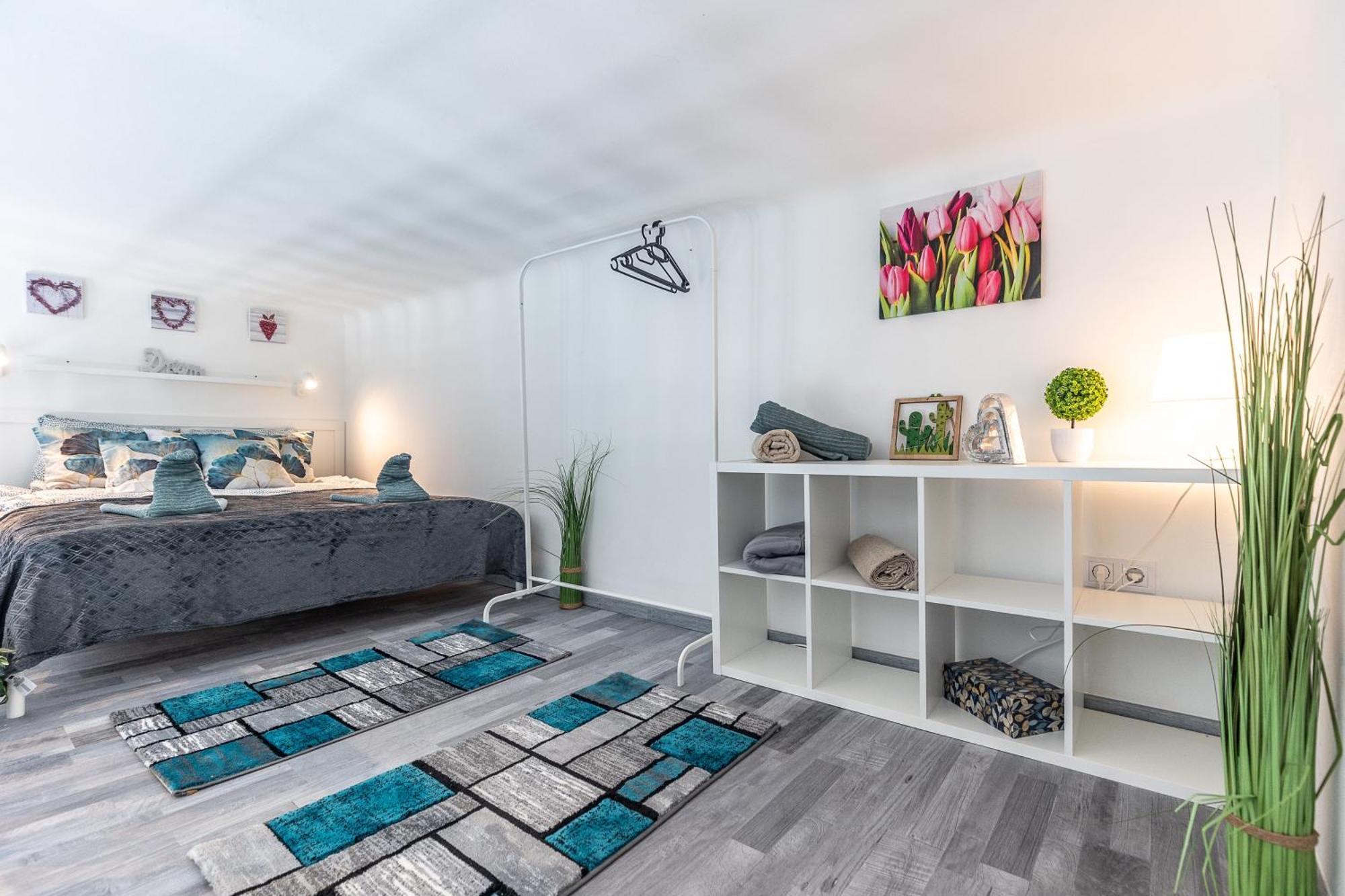 Corvin City Centre Apartment *