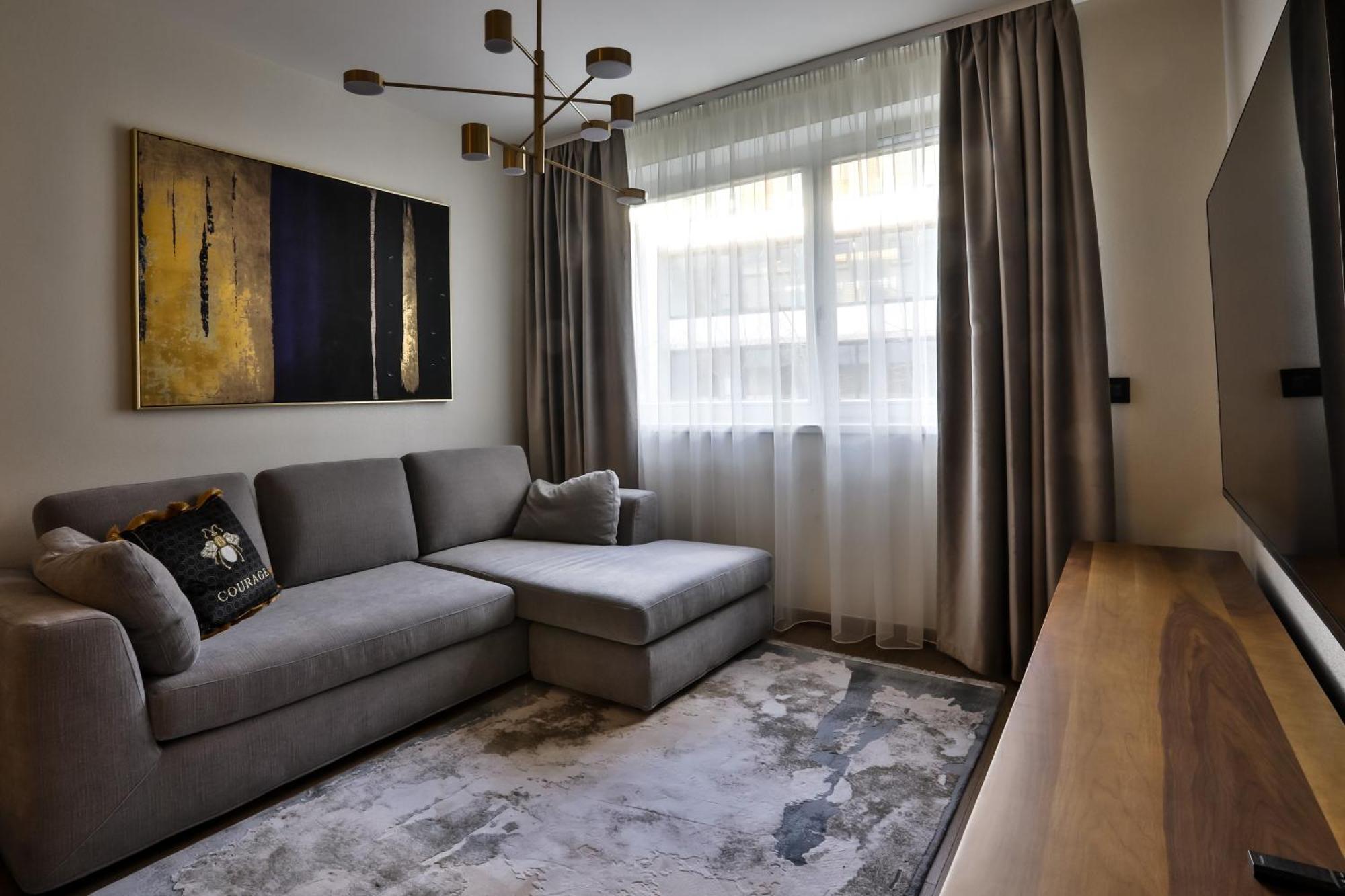 Sun Hill Luxury