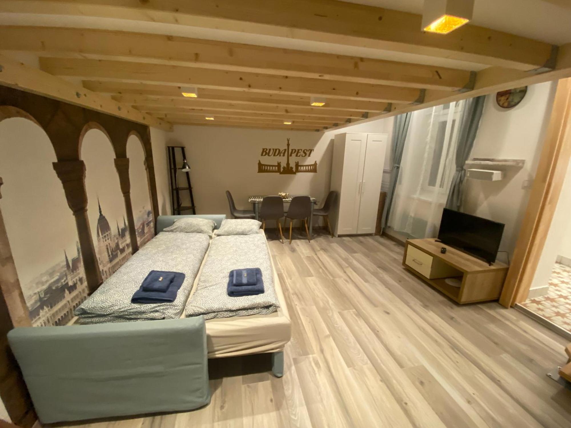 Amazing Kazinczy Flat No. 1 Boedapest