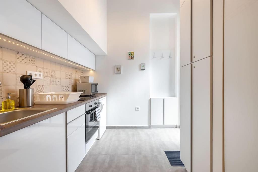 Amazing Kazinczy Flat No. 1 Boedapest
