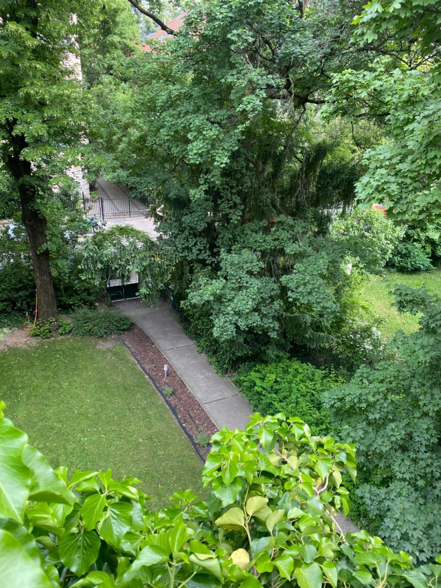 Superb With Ac 40 Sqm Terrace In The Greens Of Buda Centre Budapest