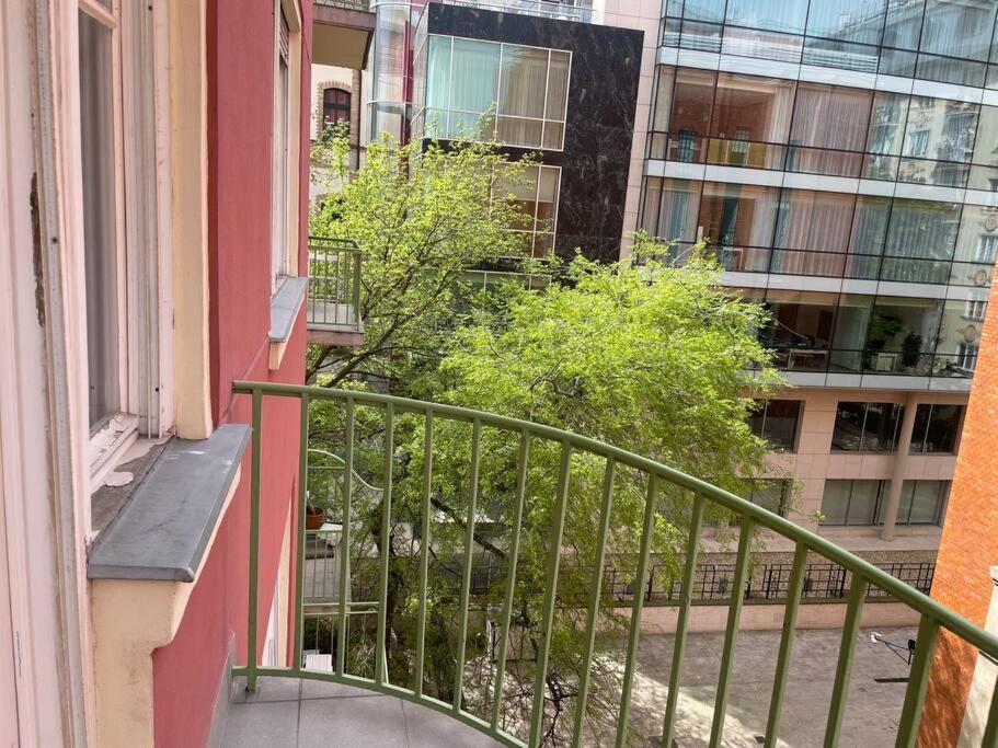 3 Bedroom By The Parliament Apartmán *