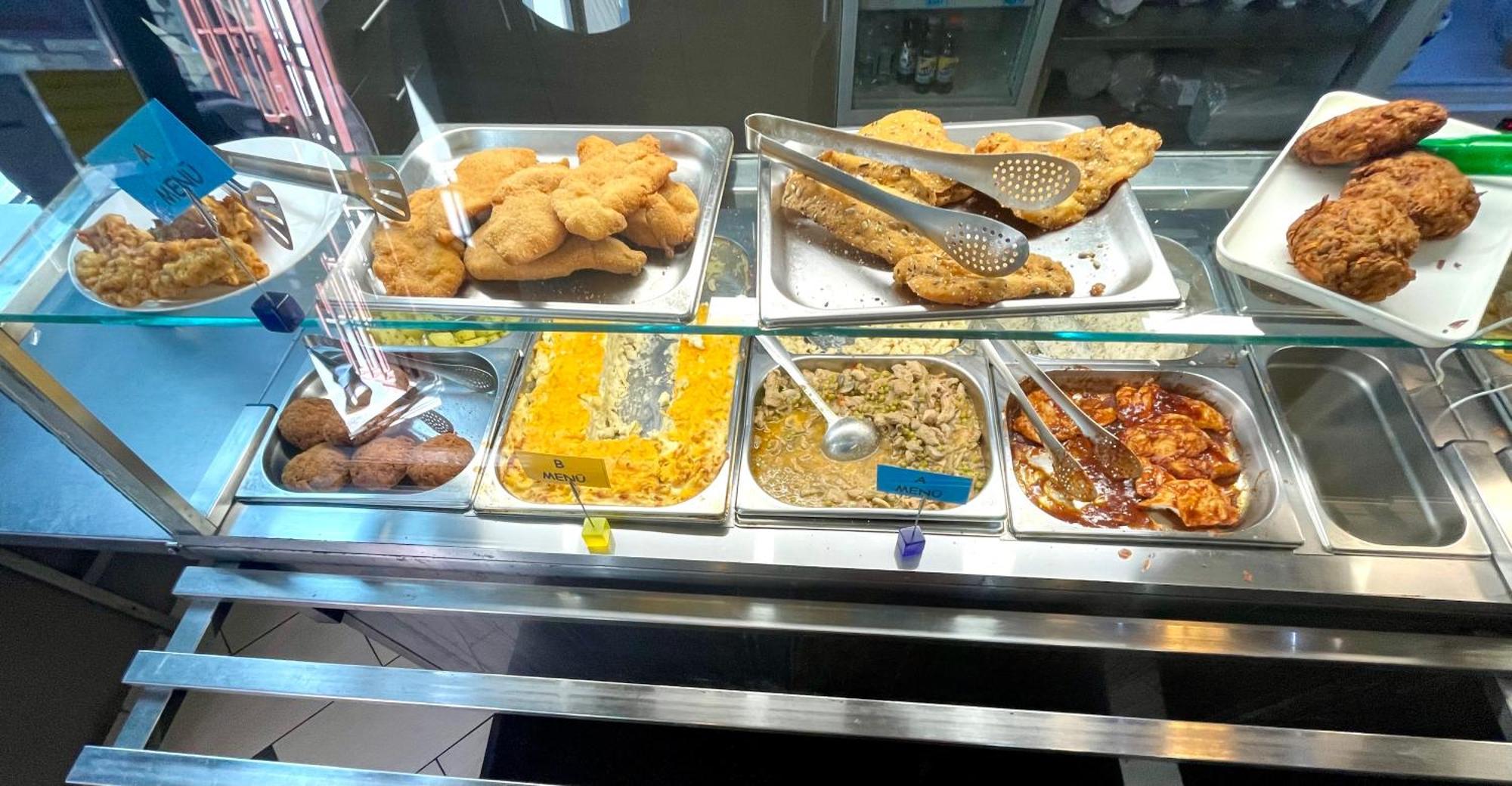 Teresian Near The Andrassy Street Free Air Conditioner Free Coffee Appartamento *