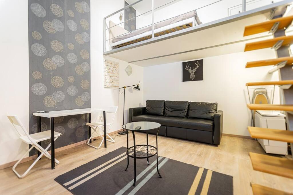 Appartamento Cozy In Sip Str., Luna