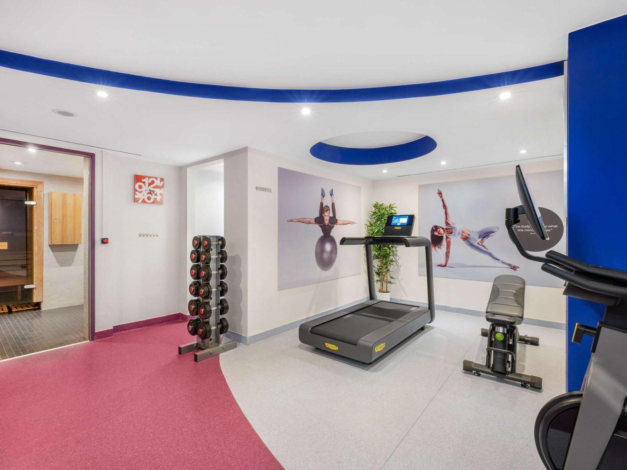 Hotel Novotel Danube 4*
