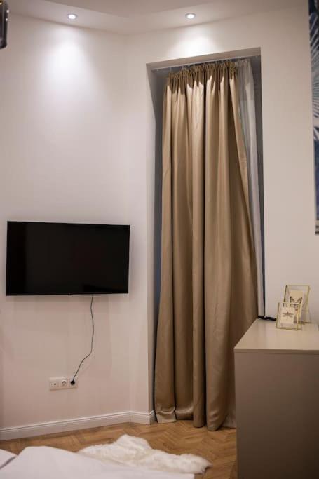 Venus - Akacfa Iii Apartamento *