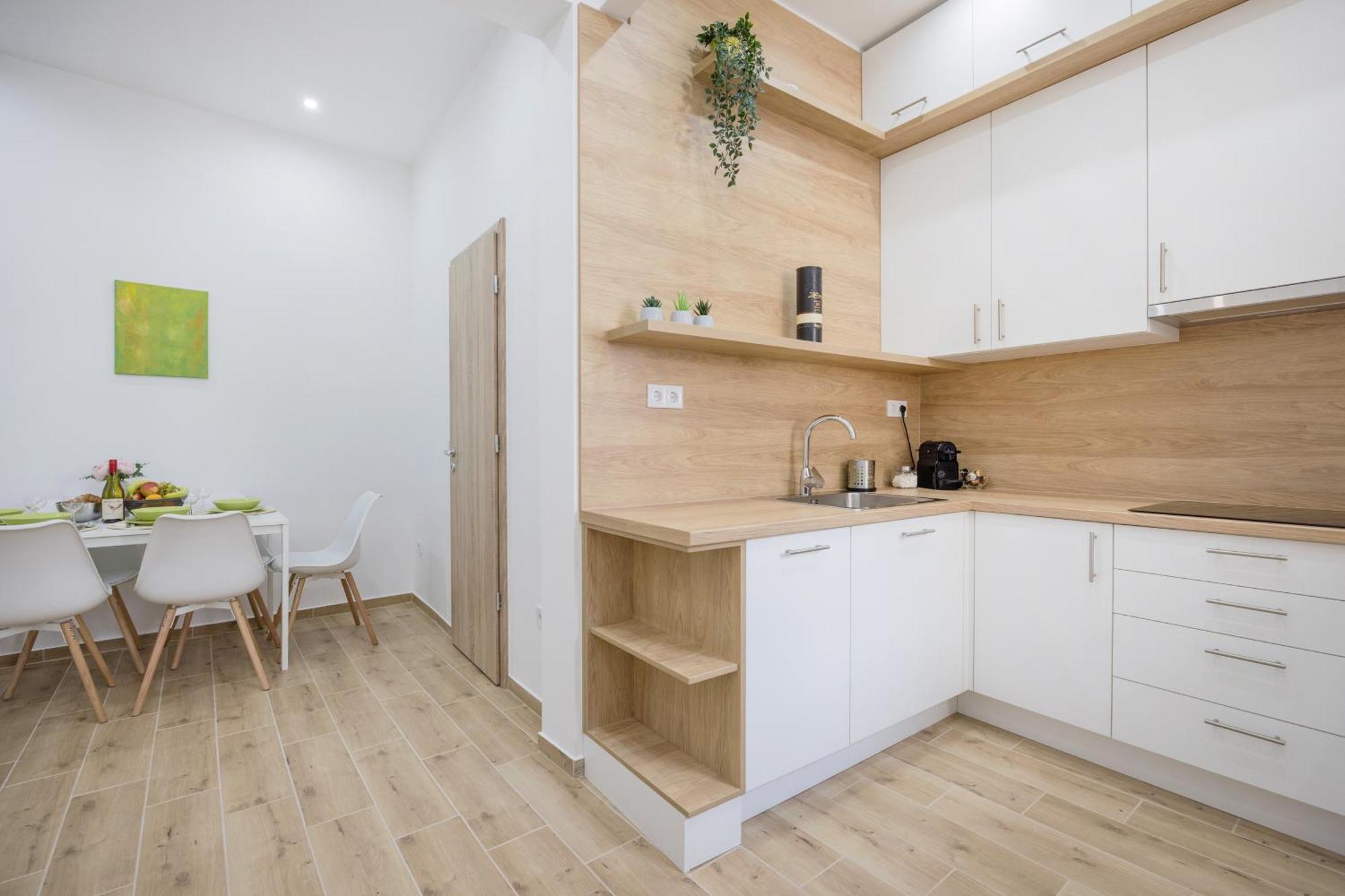 Spacious With 2 Bedrooms In Buda 2a * Budapeszt