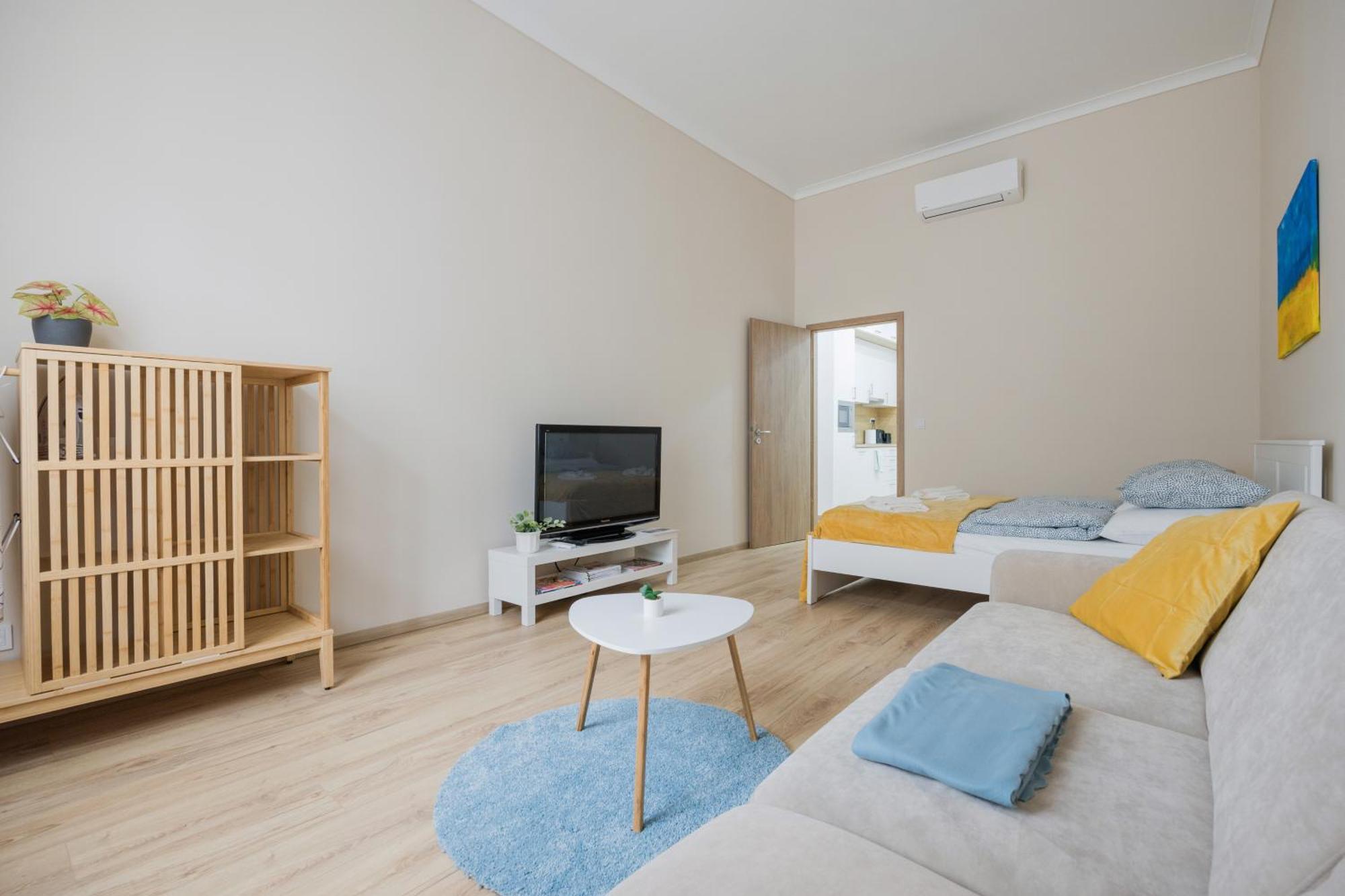 Stylish New With 2 Bedrooms In Buda 2 Appartamento Budapest