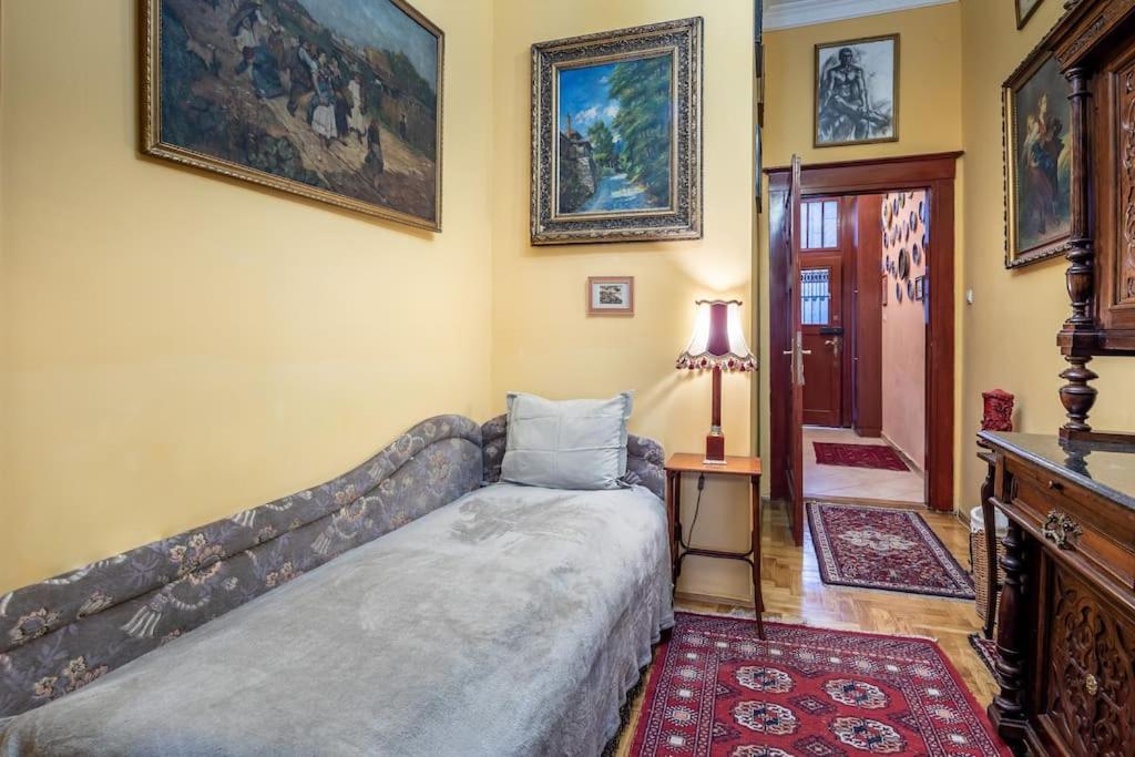 Ultra Location Apartamento *