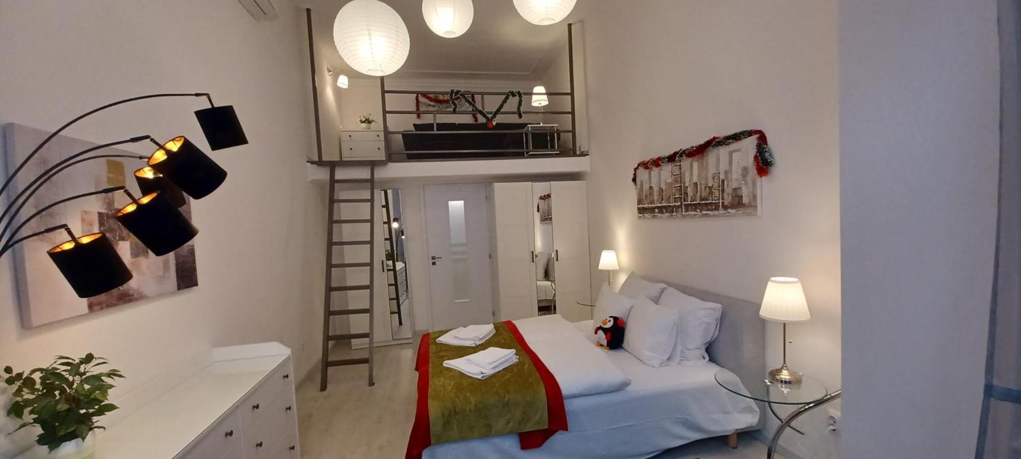 Palace Apartment