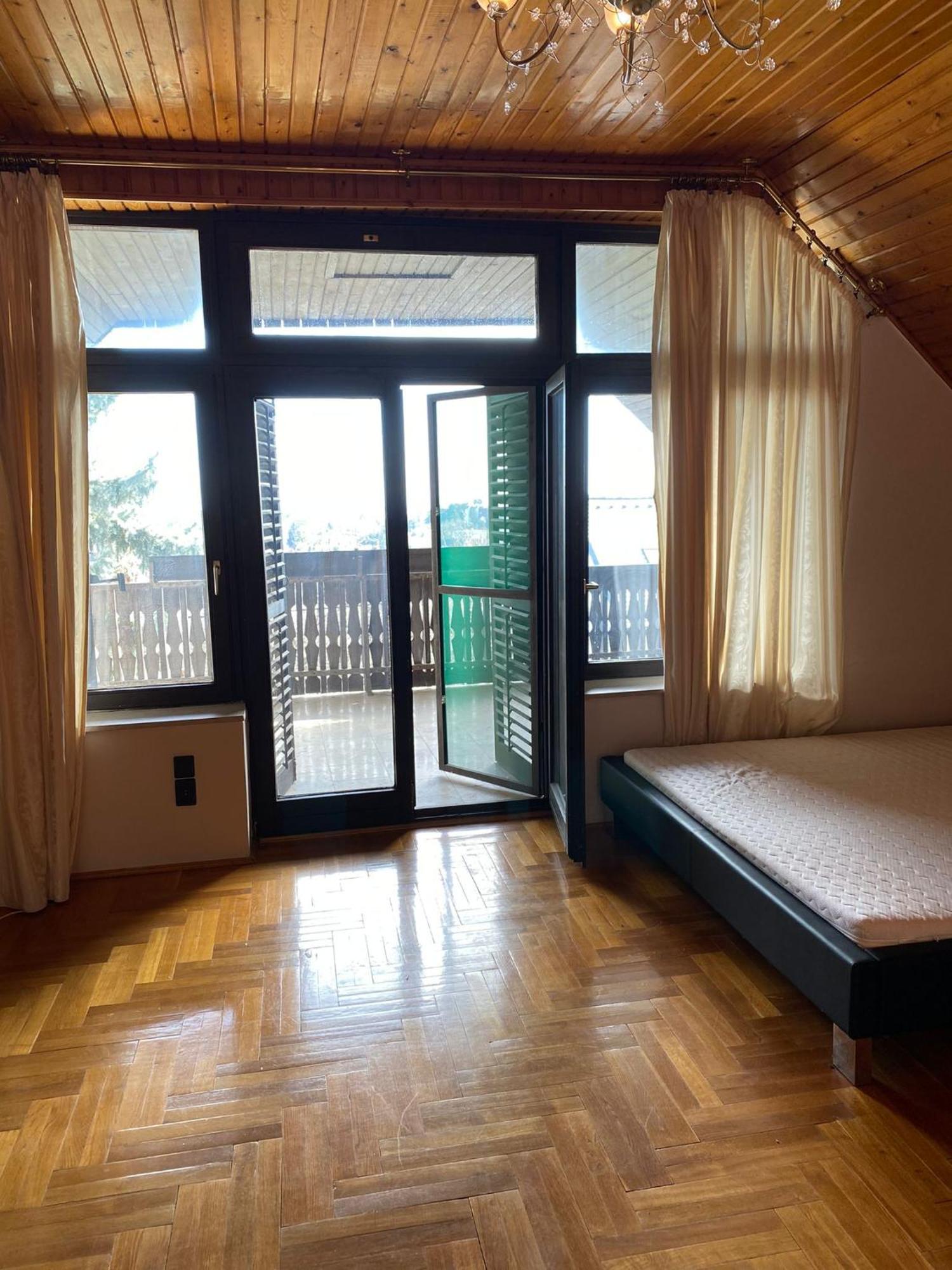 Luxury 3 Bedroom In A Forest 10min Drive From Center Villa *