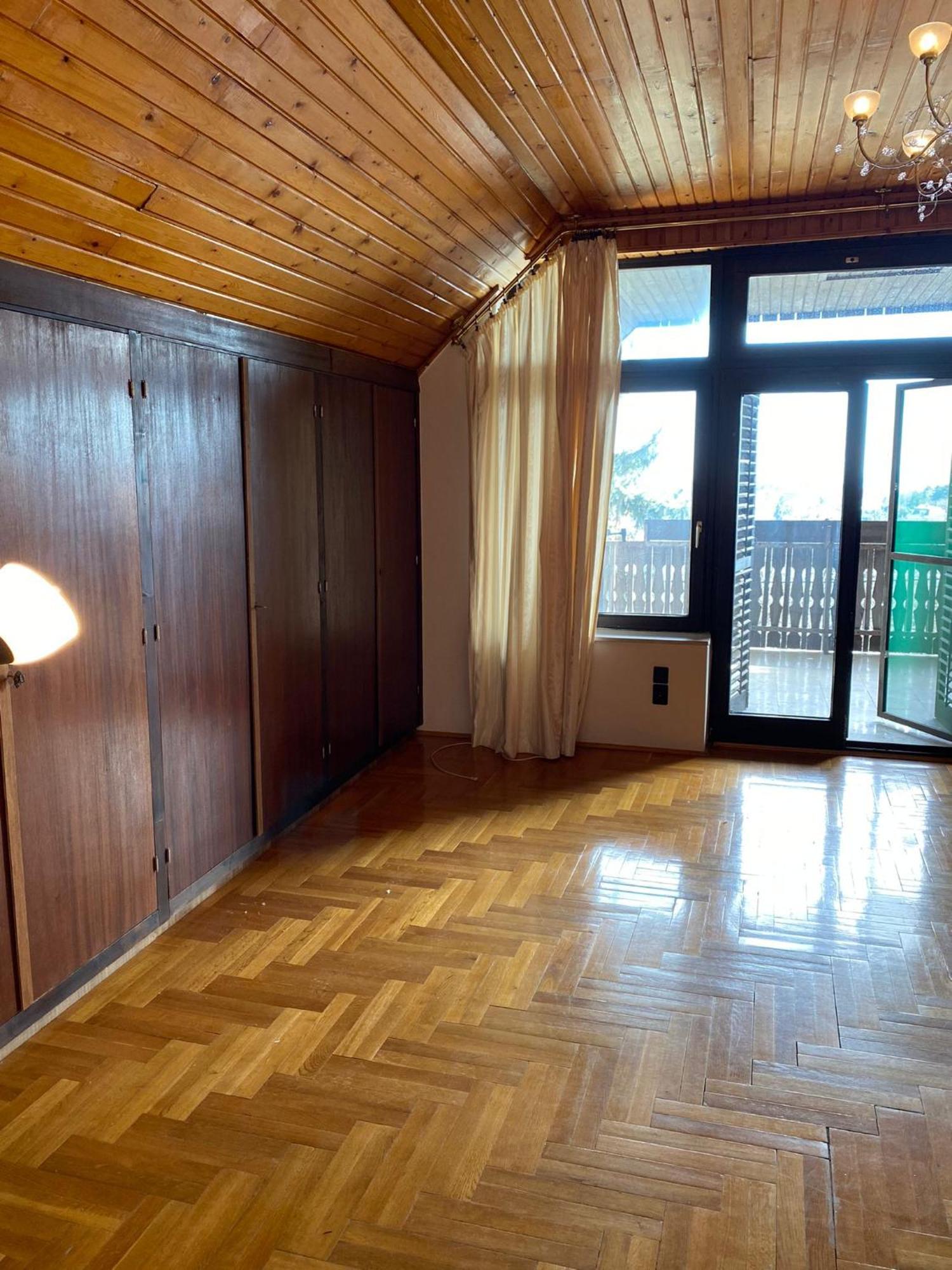 Villa Luxury 3 Bedroom In A Forest 10min Drive From Center *