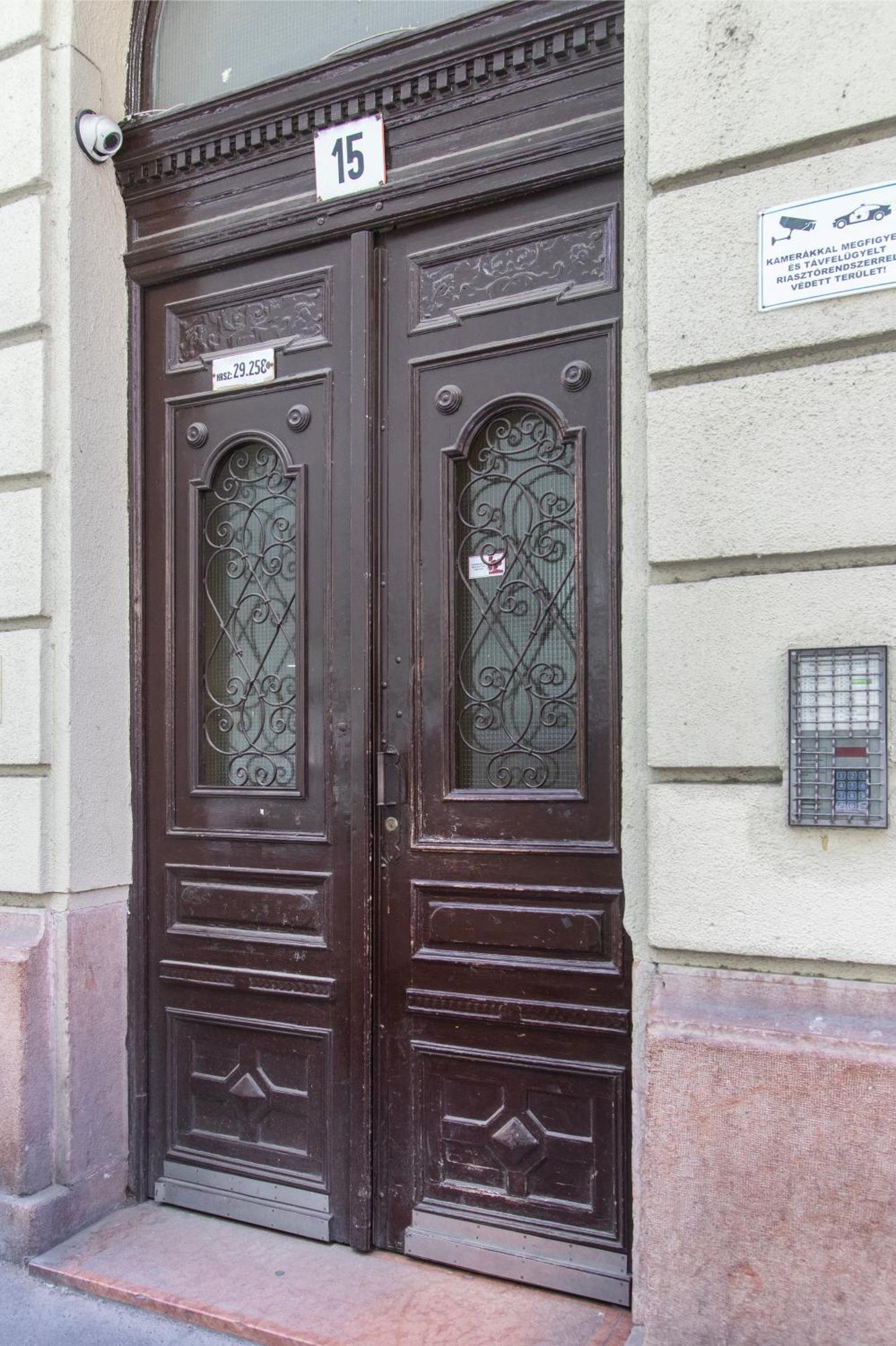 Opera Quarter