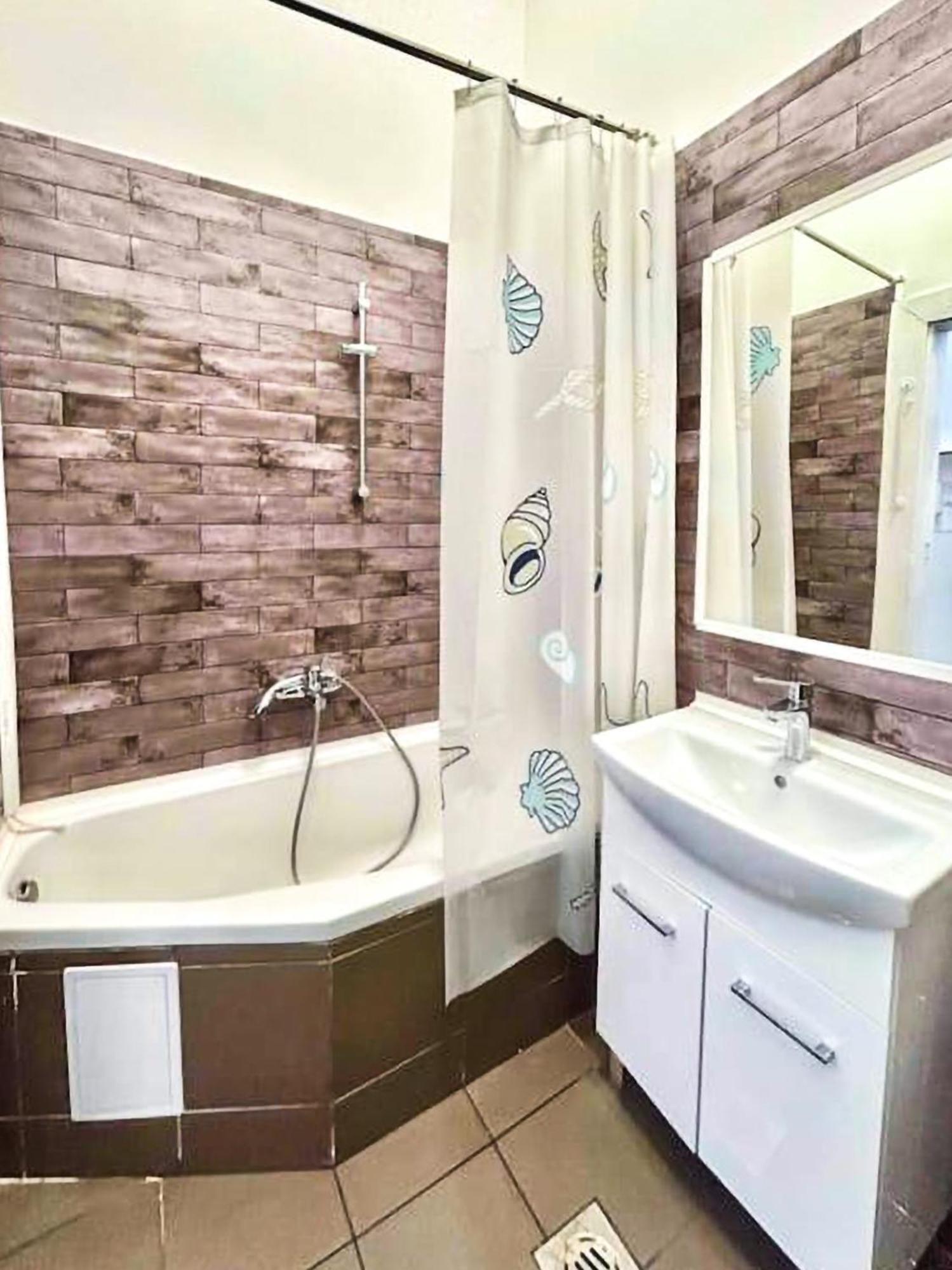 Stylish Haven In The Center Lejlighed