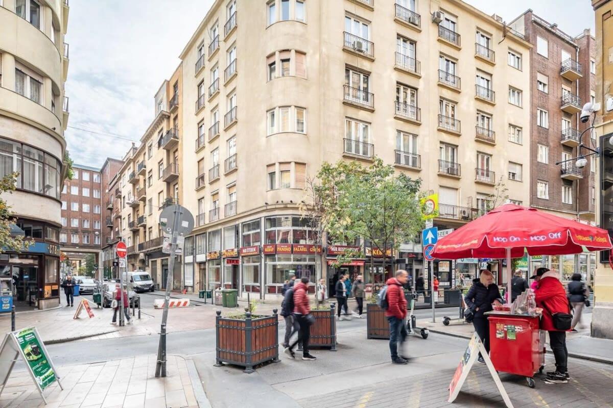 Super Convenient Budapest