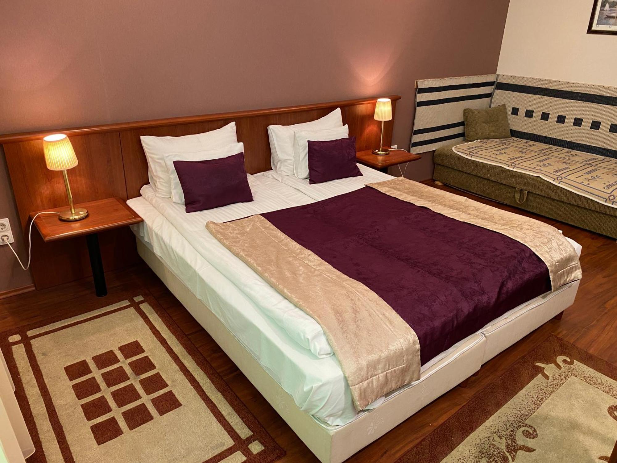 Hotel Gold
