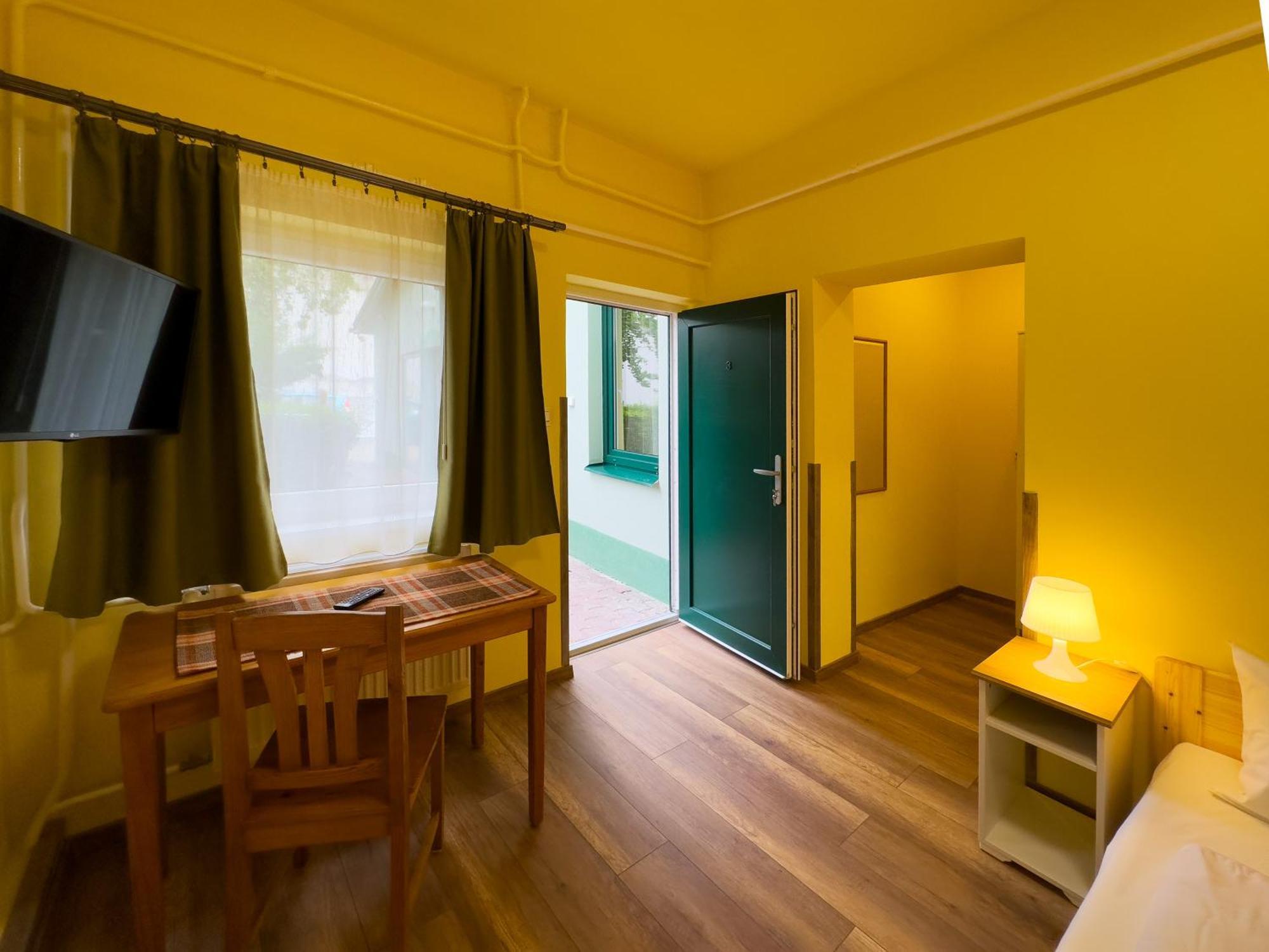 Gasthuis Irisz Panzio 3*