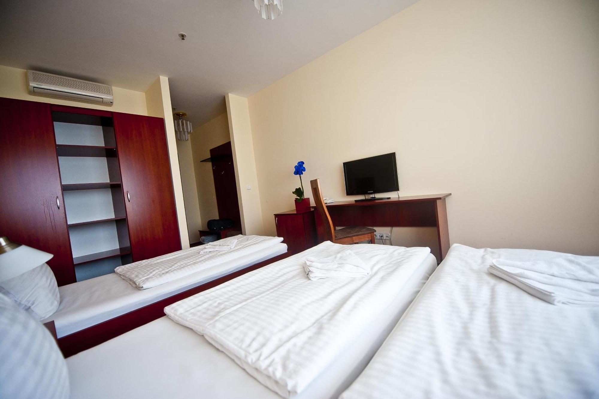 Canada Hotell 3*
