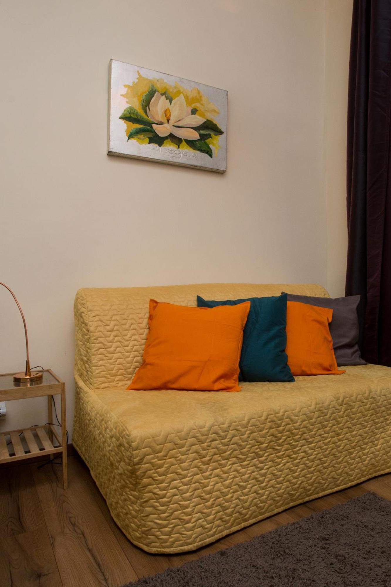 Near Blaha Lujza Square Apartmán *