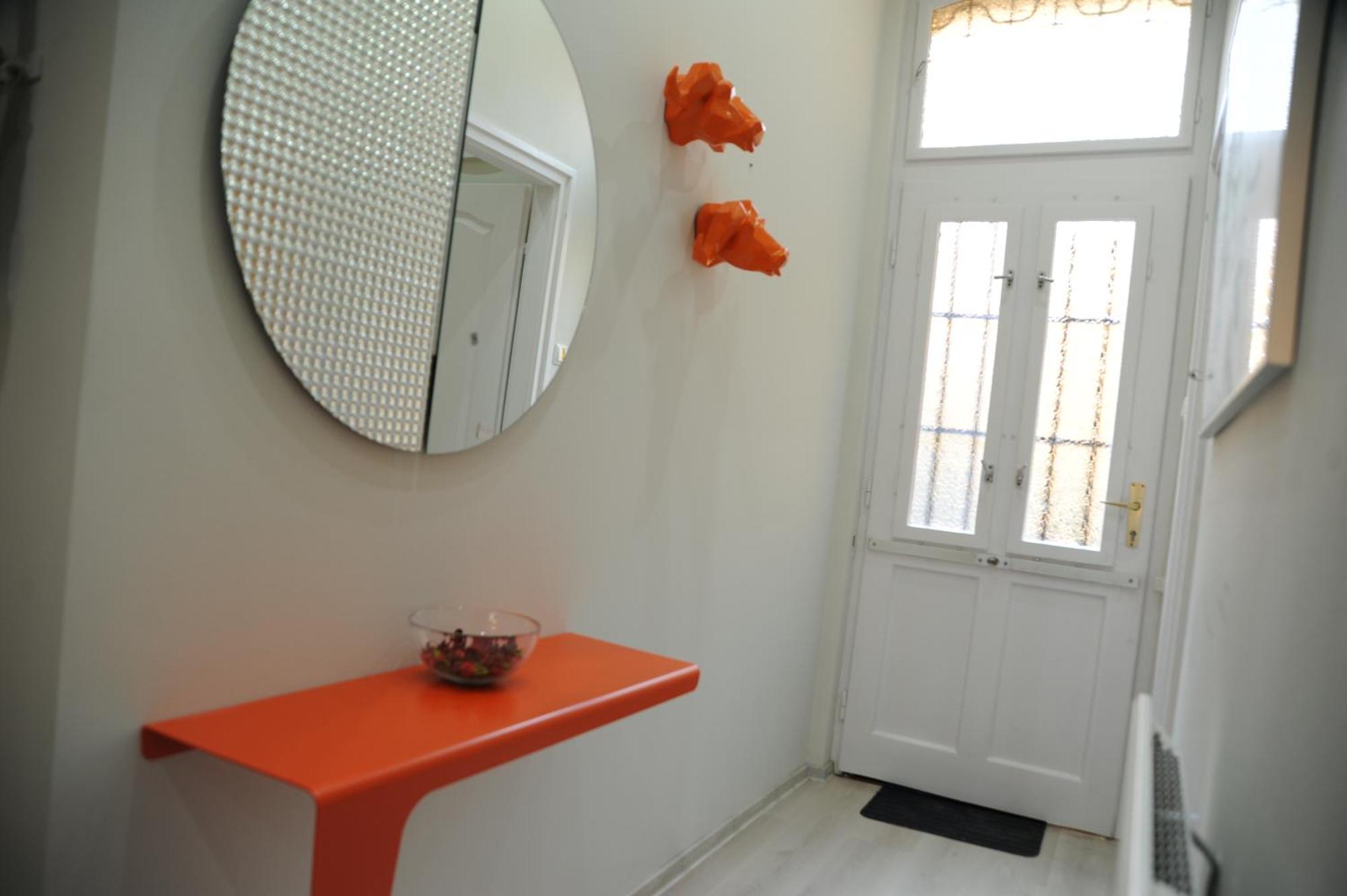 Budapesteasyflat Oktogon Lux Apartamento