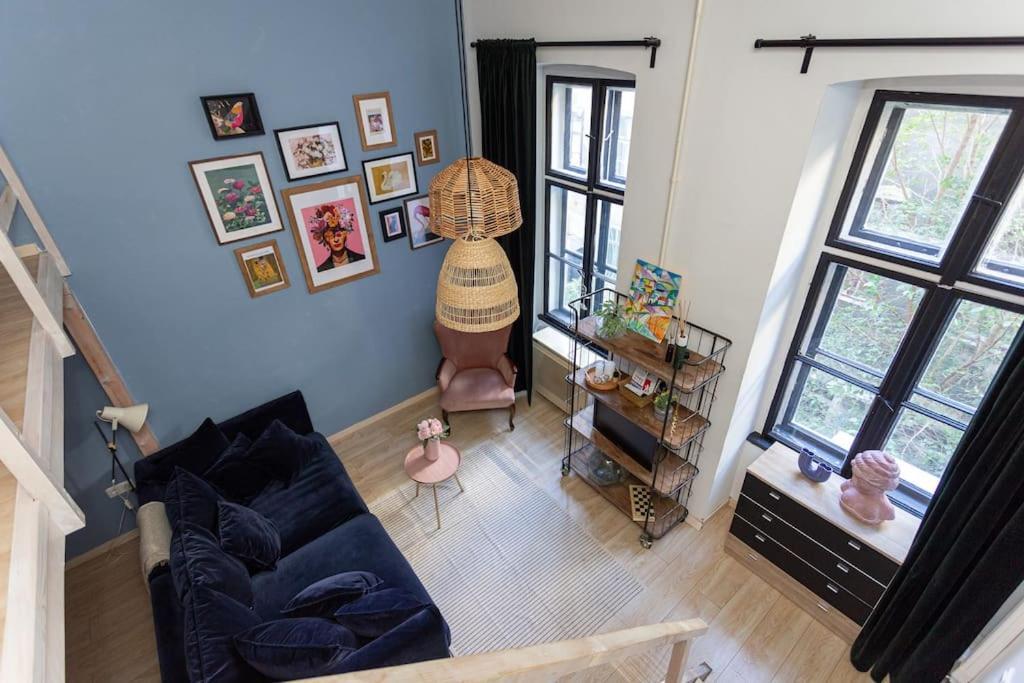 Bohemian Corner In Center Apartment *