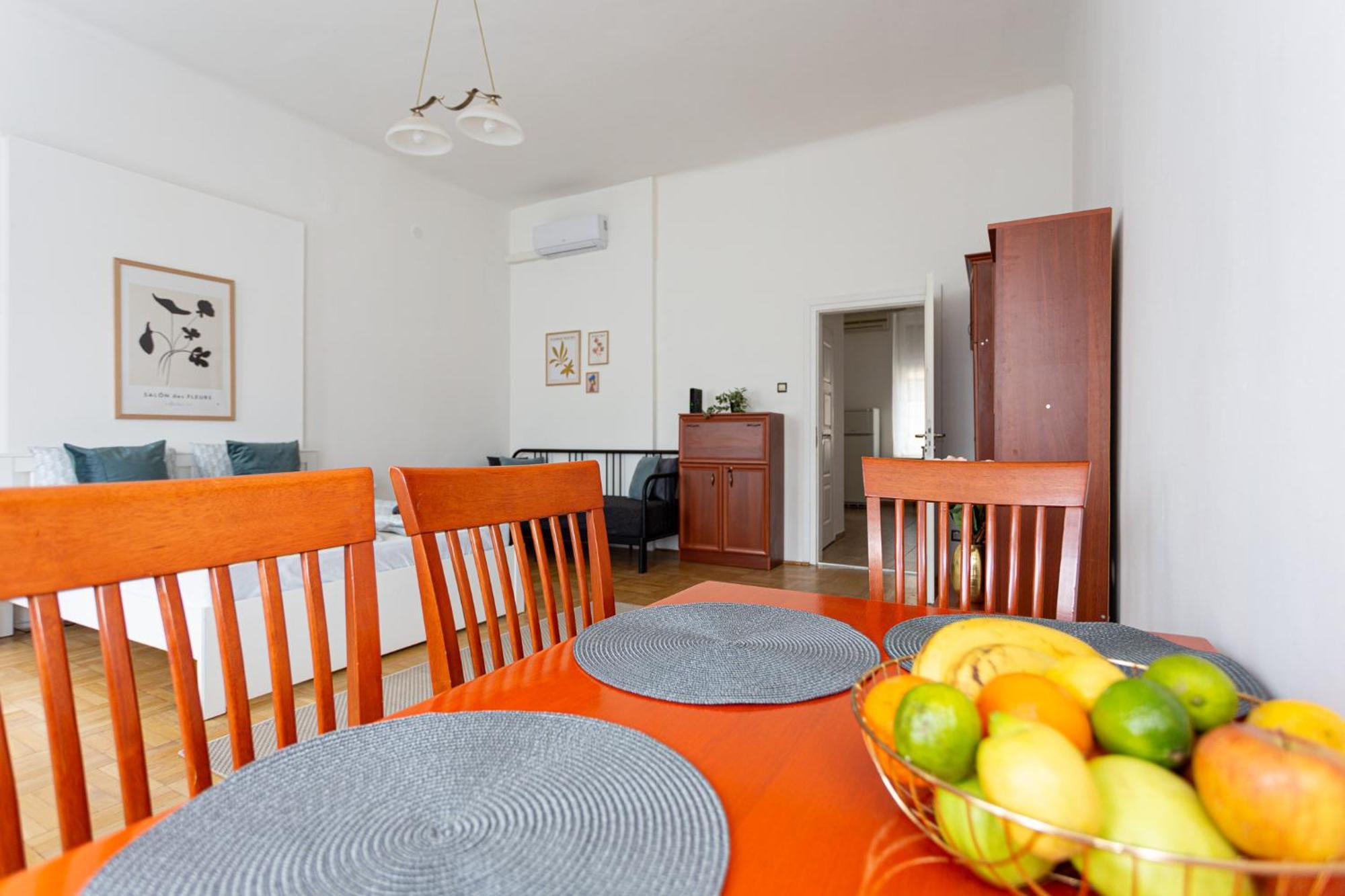 Urania Apartmán