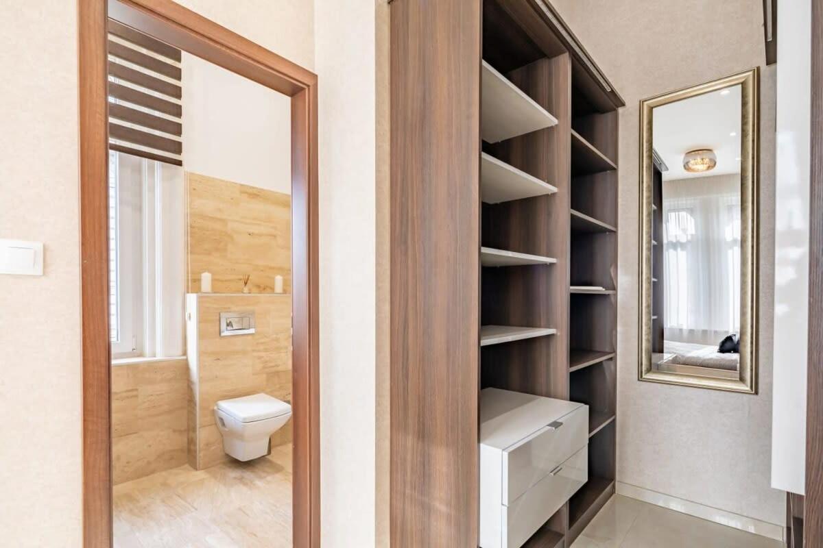 Splendid Perfectly Located Flat With Sauna Appartamento
