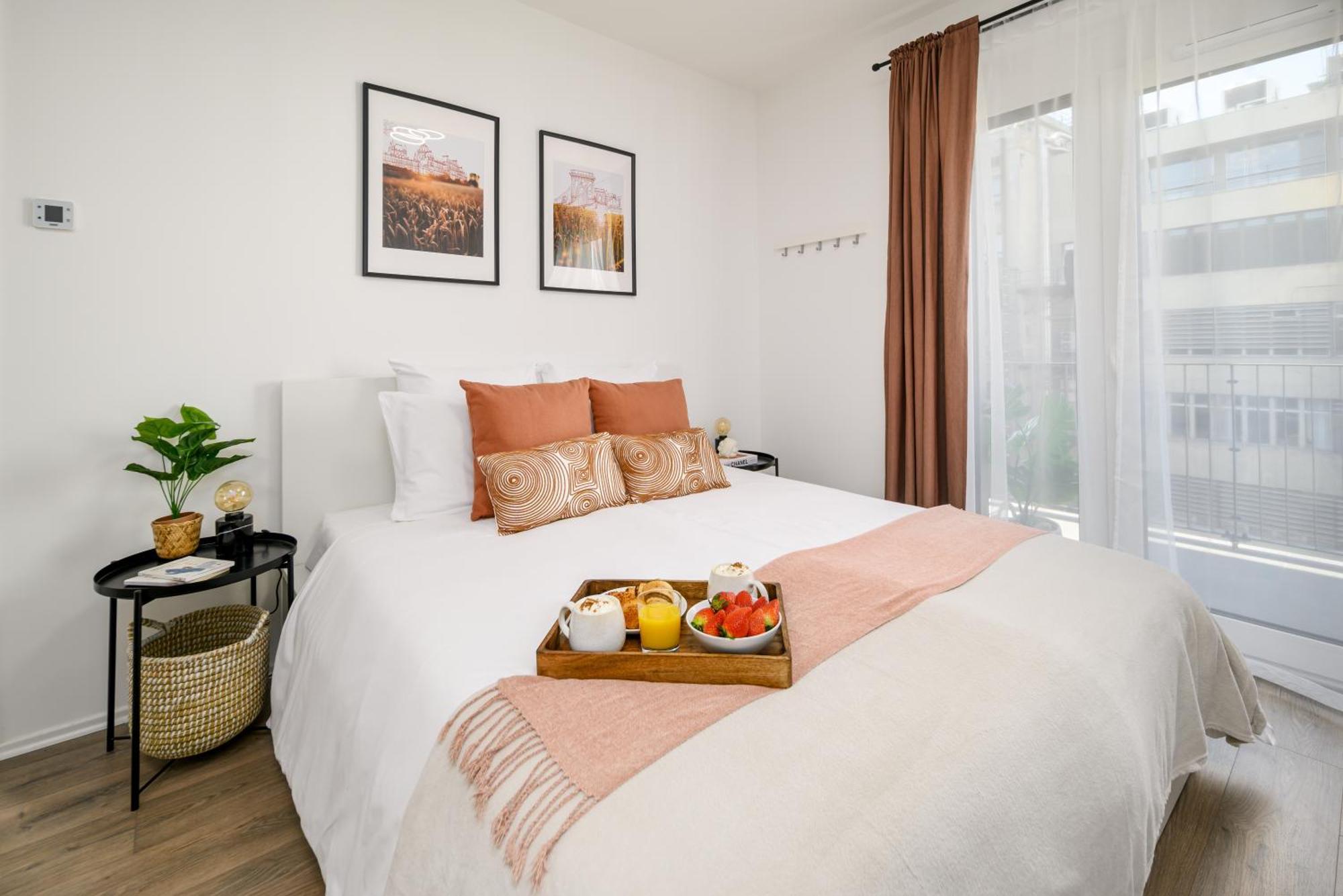 Appartamento Marone Circles Comfortable For 4 With Parking
