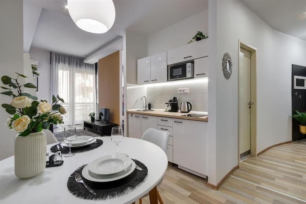 Madach Luxory * Budapest