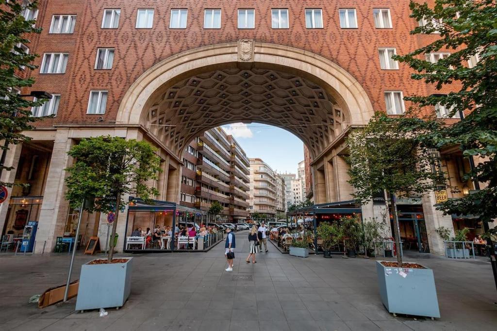 Madach Luxory Lägenhet Budapest