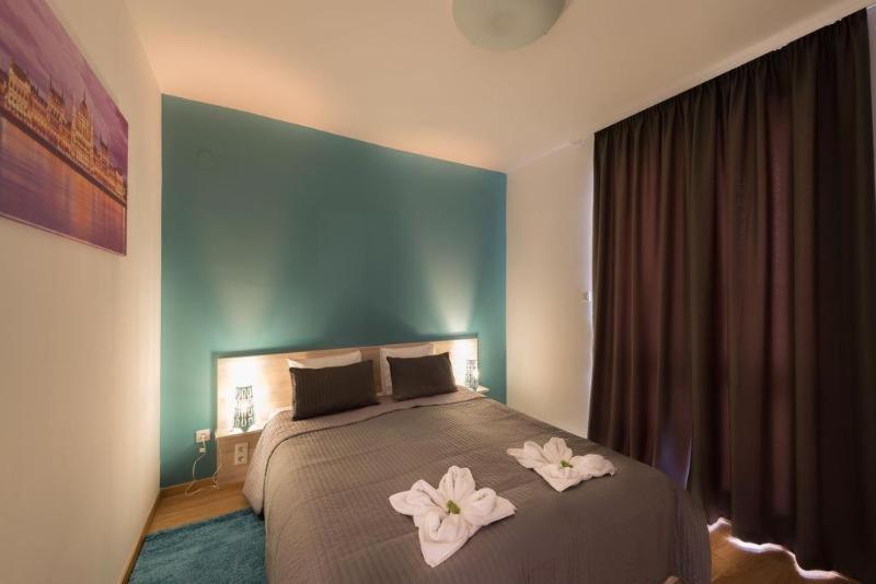 Aparthotel Corvin Plaza & Boedapest