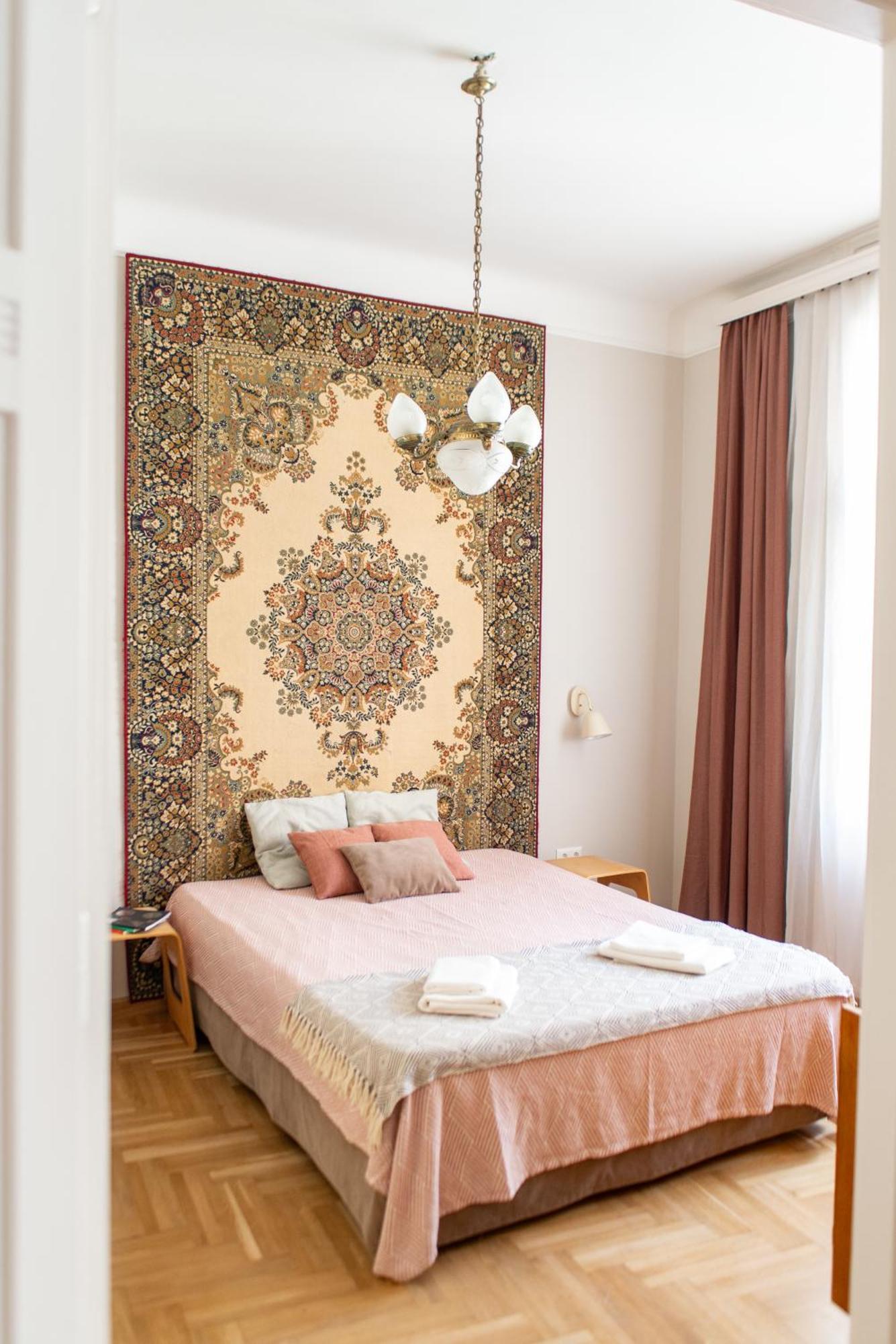 Lejlighed Spacious Family Along River Side, In The Heart Of Buda Budapest