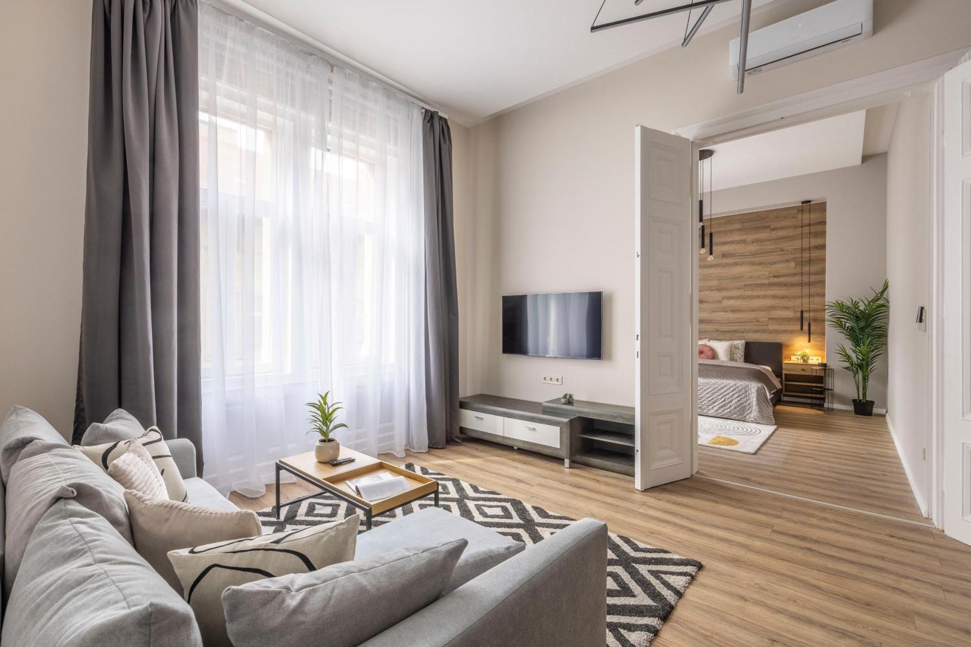 Apartamento Exclusive Stylish By Prestige Homes Next To The Oktogon Budapest