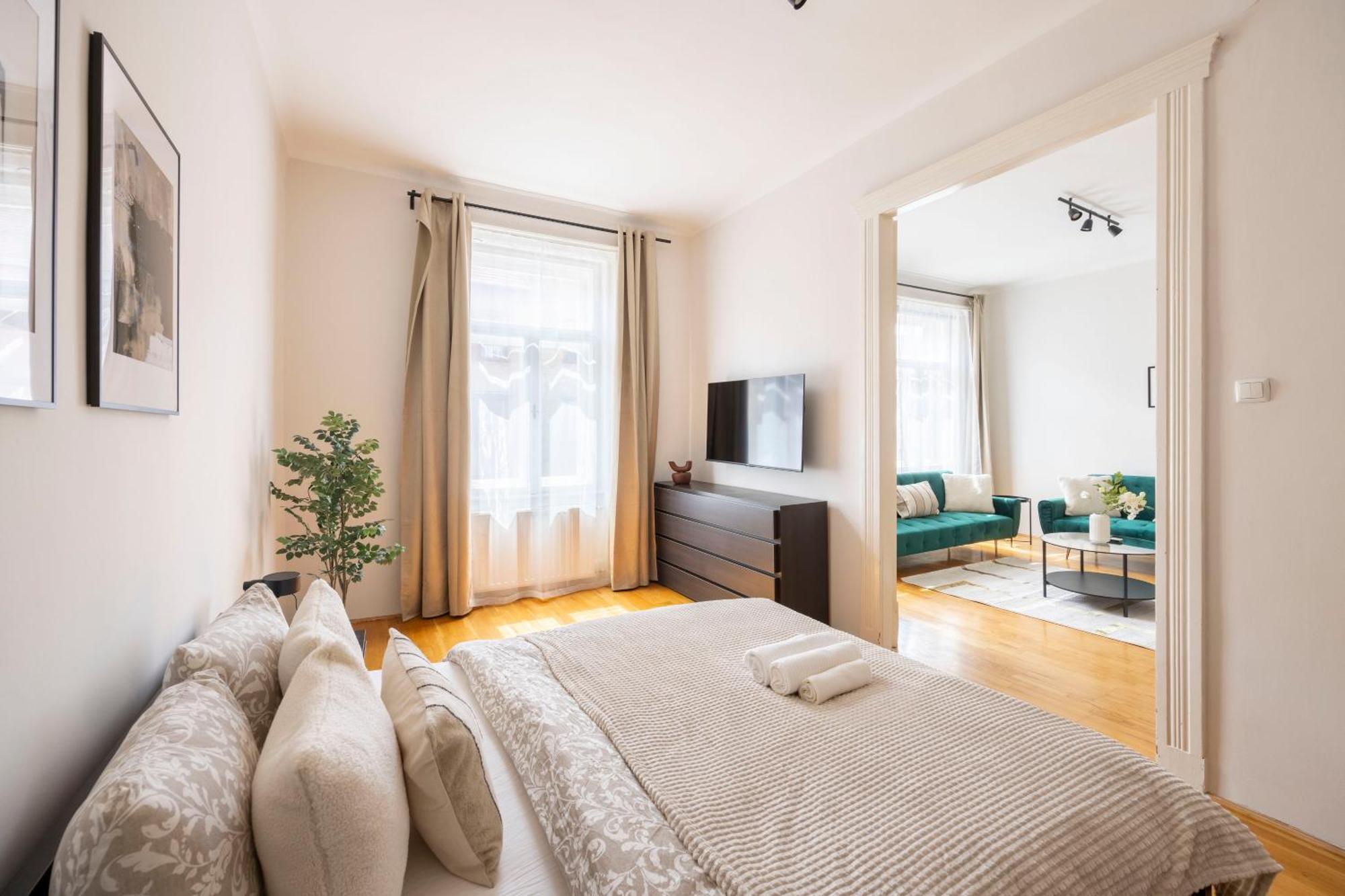 Stylish & Cozy Center By Prestige Homes Appartement Boedapest