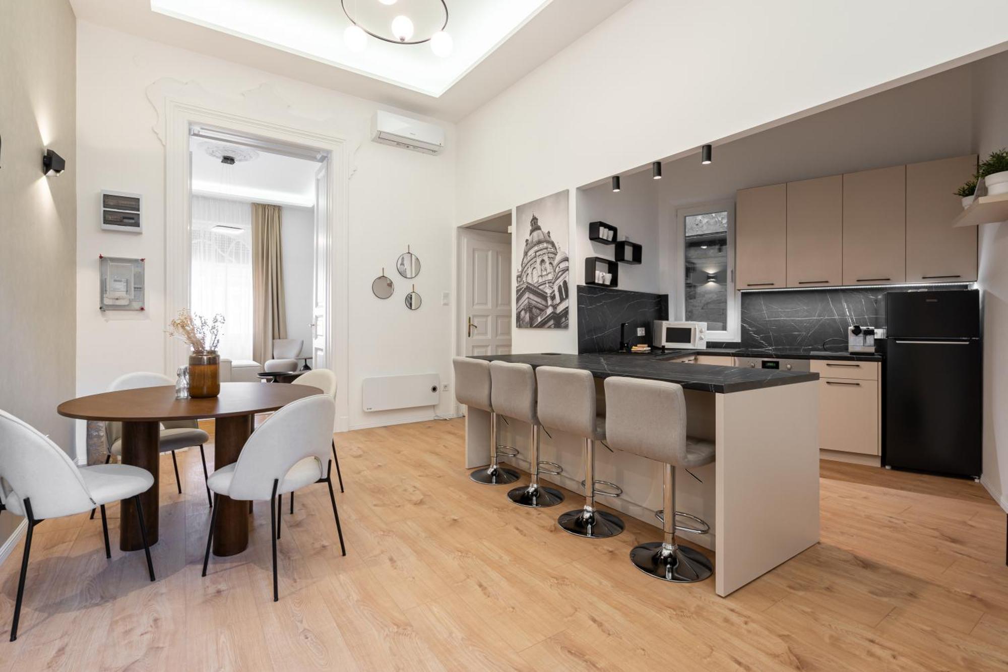 Crystal Cove 2-bdr * Budapest