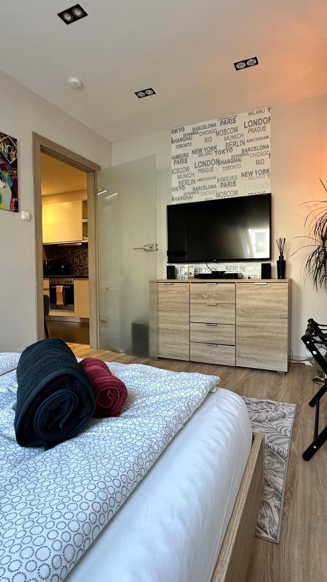Evelin's * Budapest