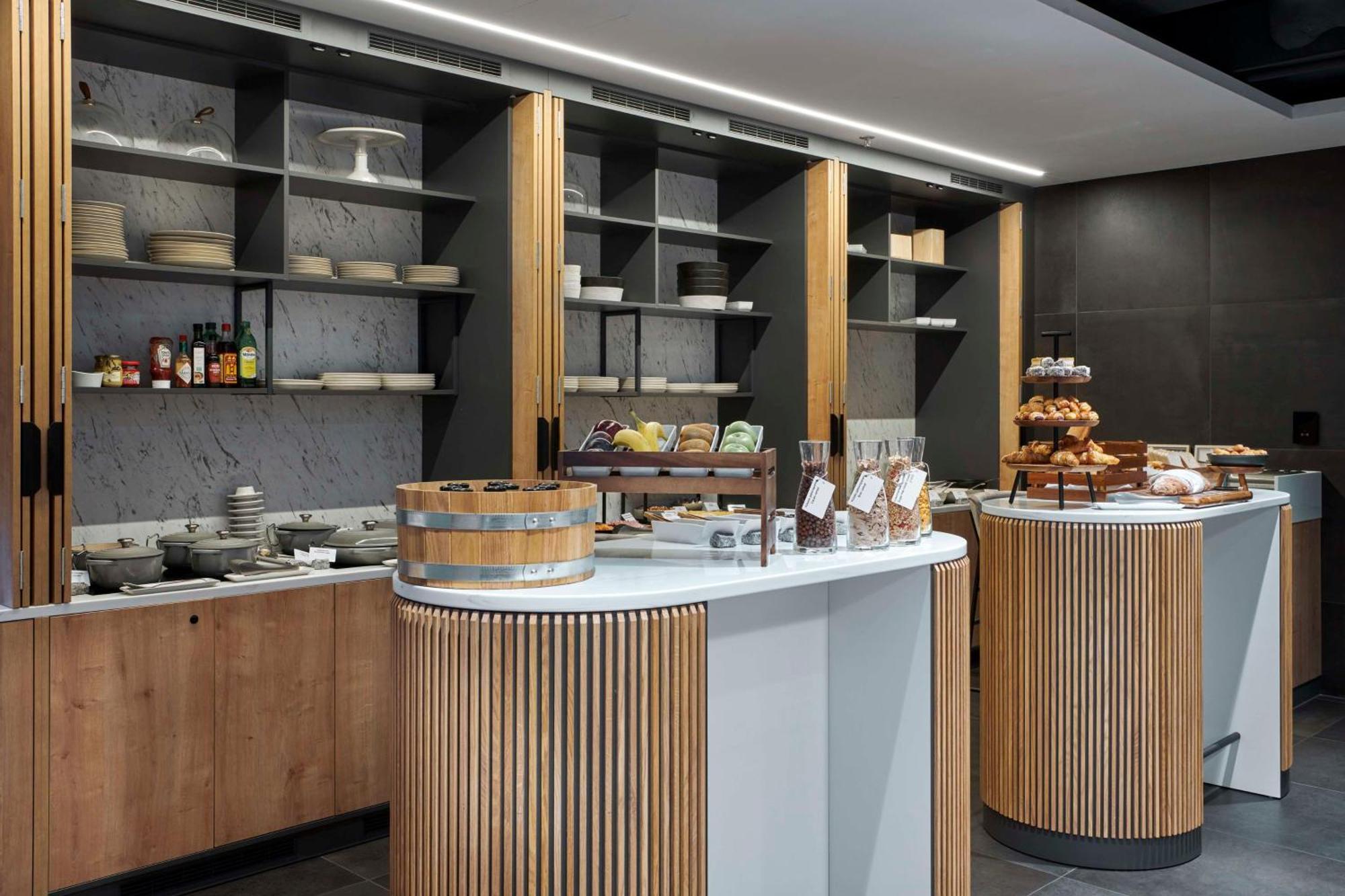 Radisson Budapart Hotel 4*