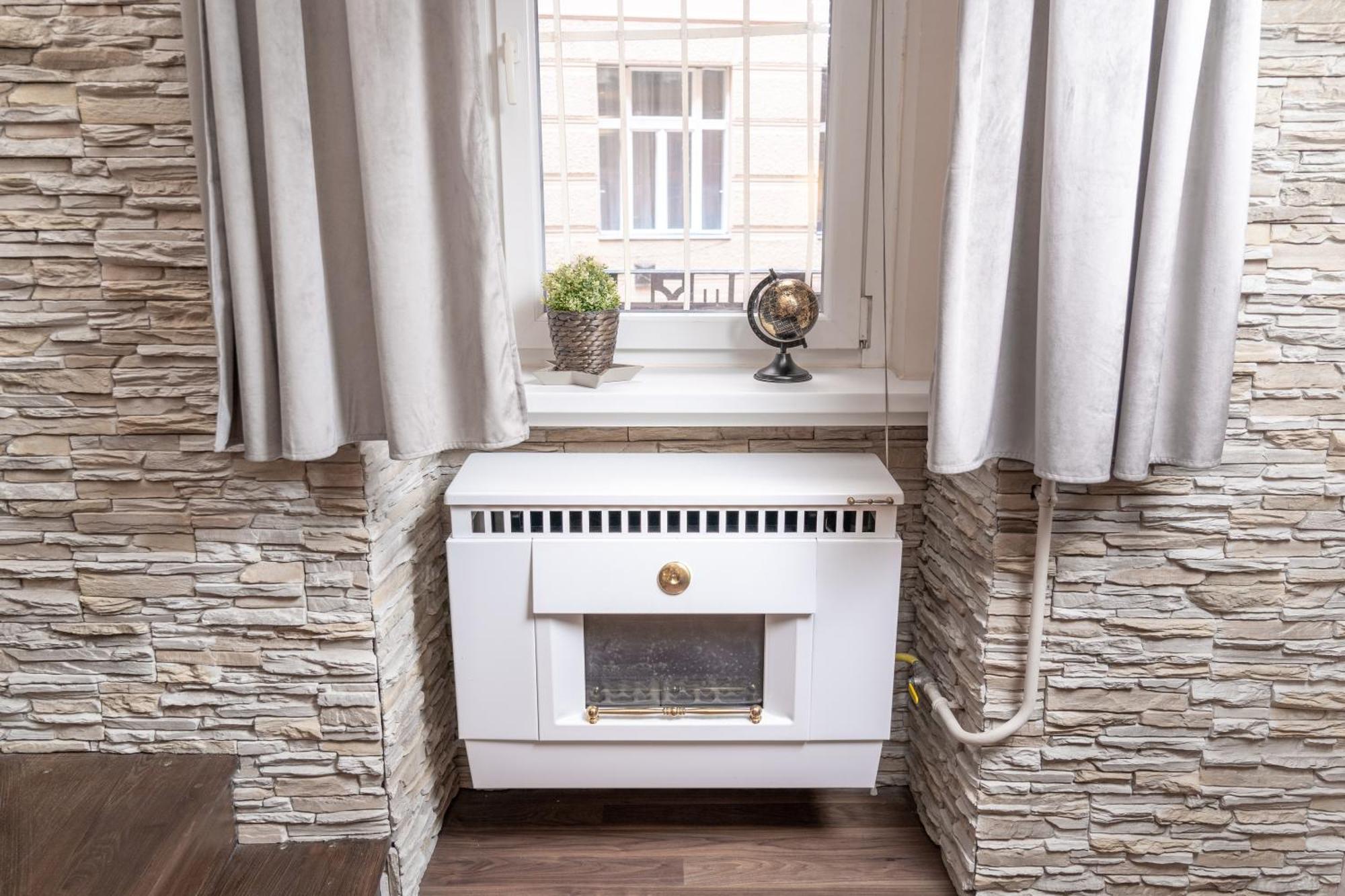 Apartment Bakats Square Premium With Ac